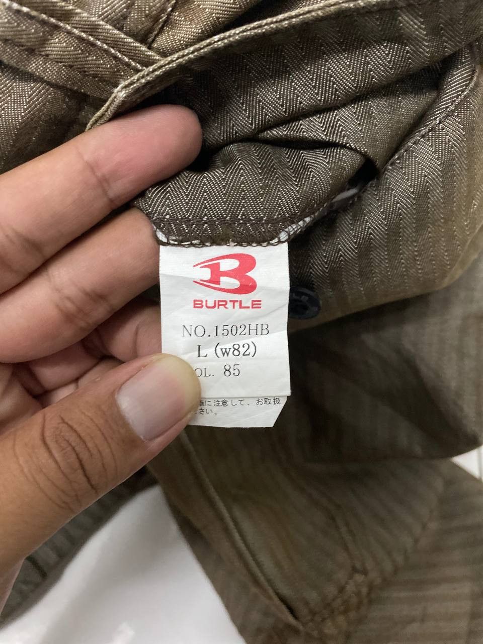 Japanese Brand burtle japanese brands cargo pants herringbone design Size US 32 / EU 48 - 9 Thumbnail