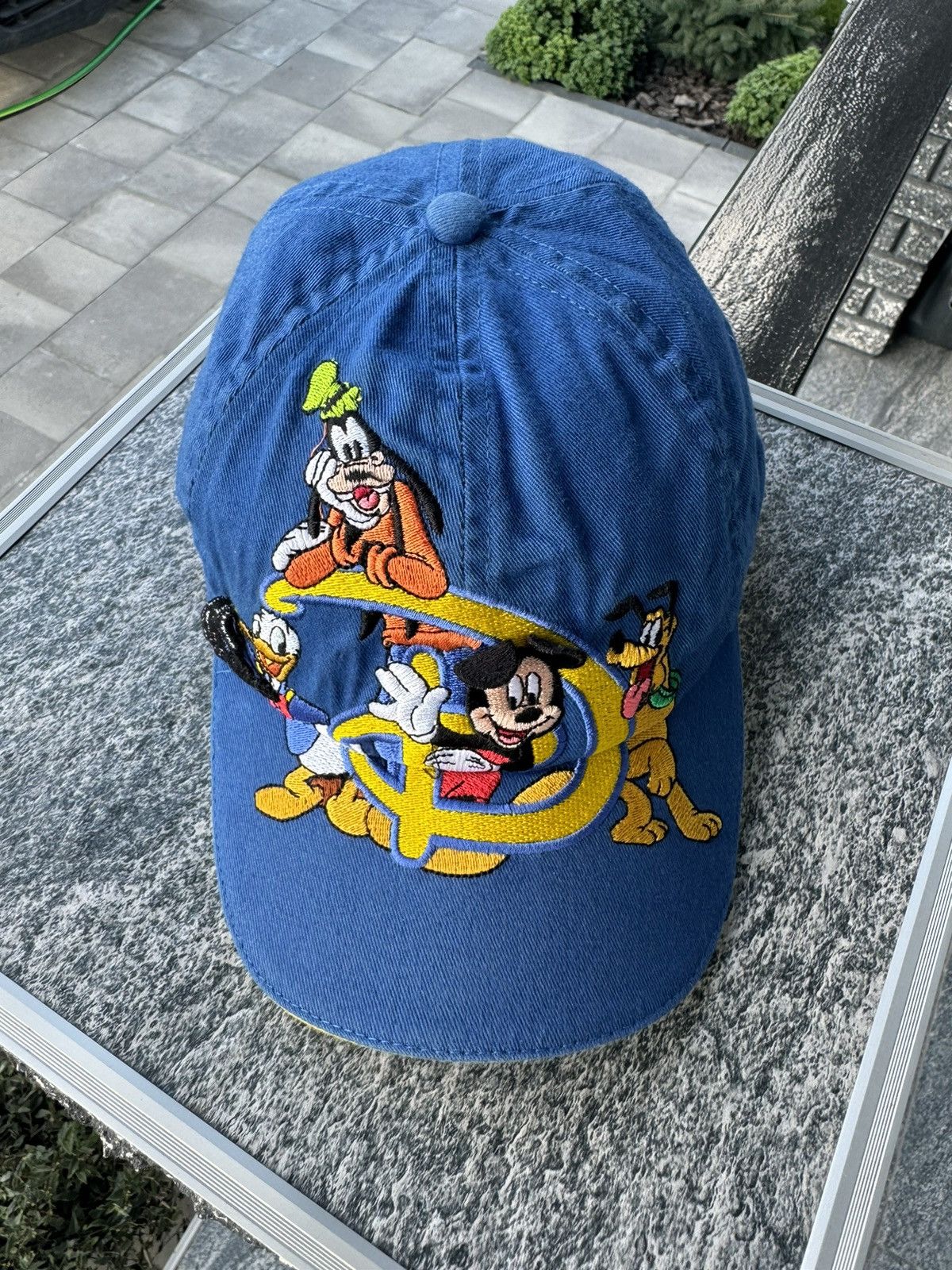 Disney × Vintage Vintage Disney Cap Youth size Size ONE SIZE - 3 Thumbnail