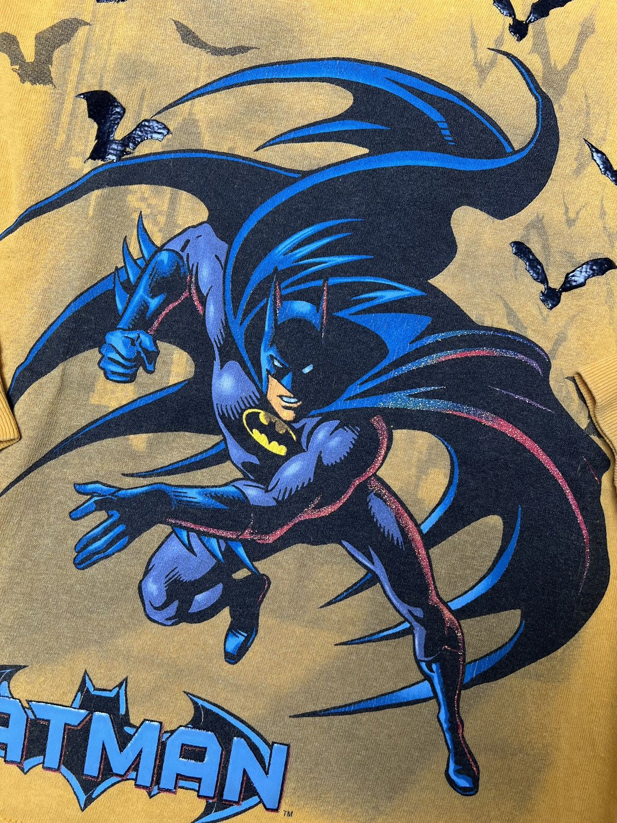 DC Comics Youth Boys Batman L/S Measurements 15.5x20” Size US XXS / EU 40 - 5 Thumbnail