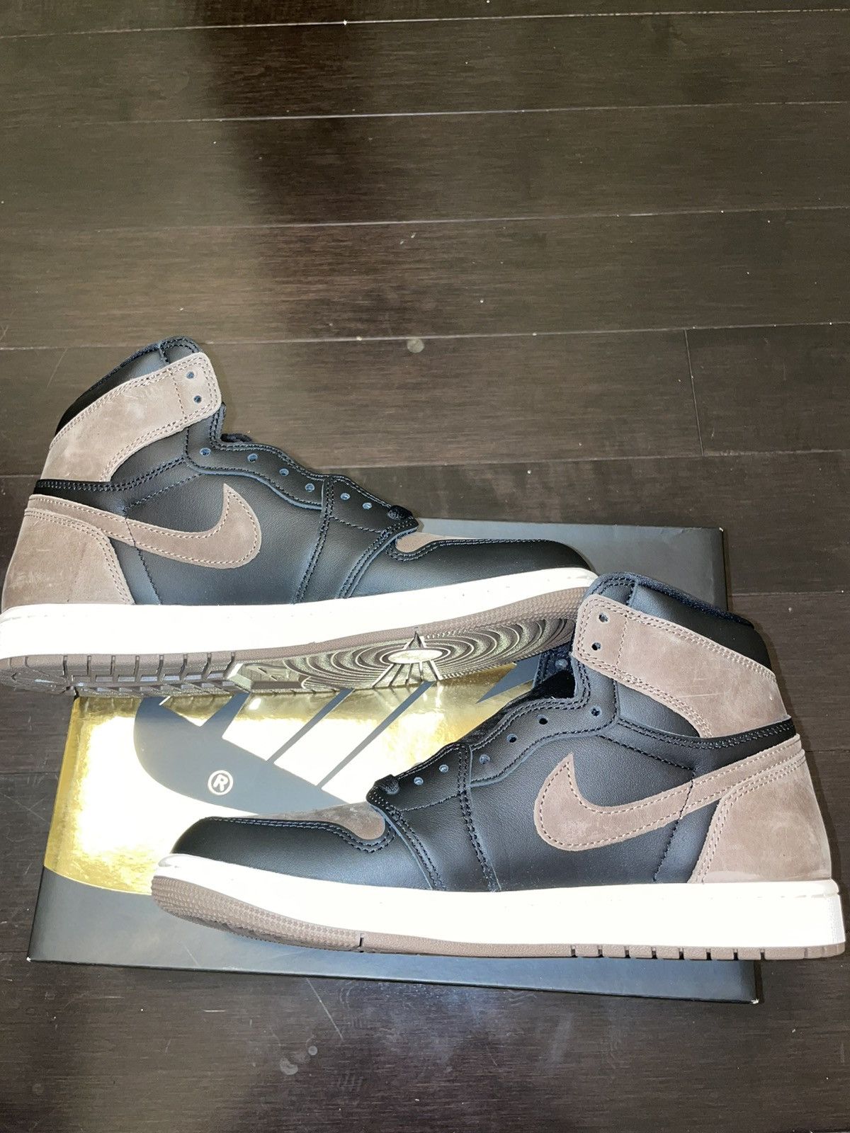 Jordan Brand Jordan 1 high palomino size 9.5 mens Size US 9.5 / EU 42-43 - 2 Thumbnail