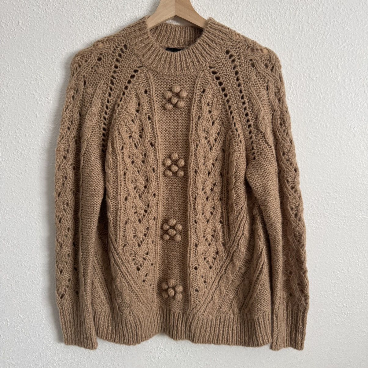 J.Crew J. CREW Brown Cable Knit Pointelle Popcorn Flowers Sweater Size S / US 4 / IT 40 - 5 Thumbnail