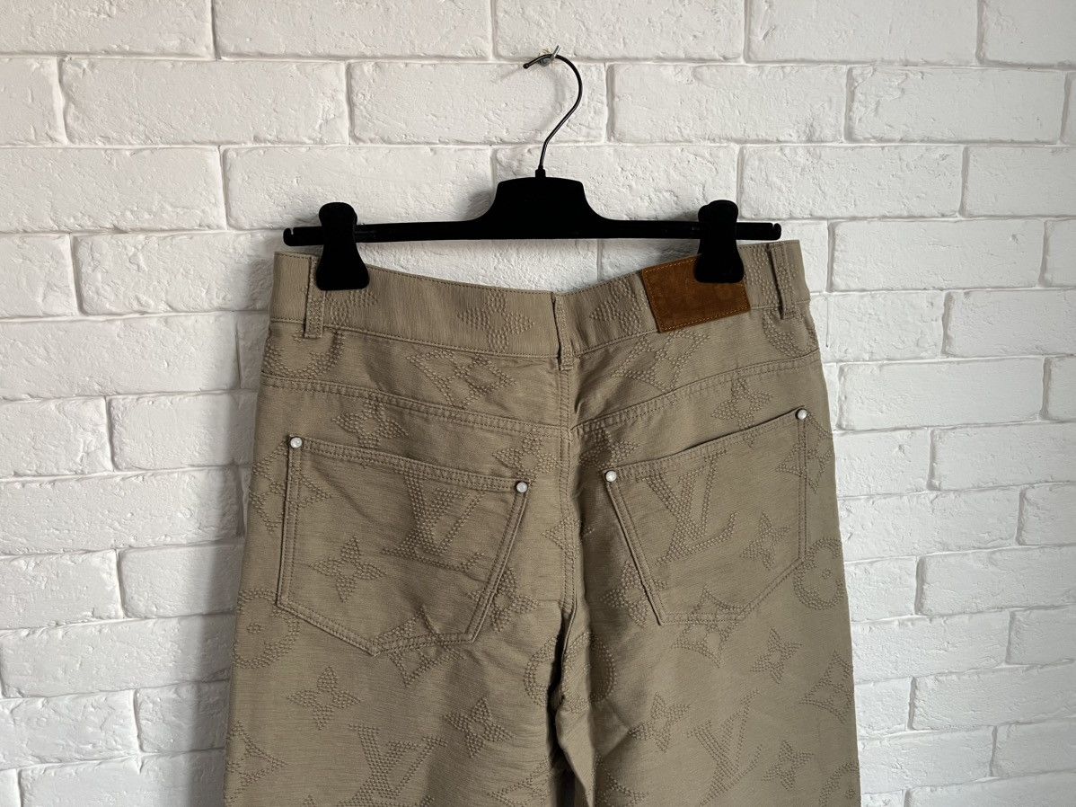 Louis Vuitton Louis Vuitton emroided skate pants Size US 36 / EU 52 - 3 Thumbnail