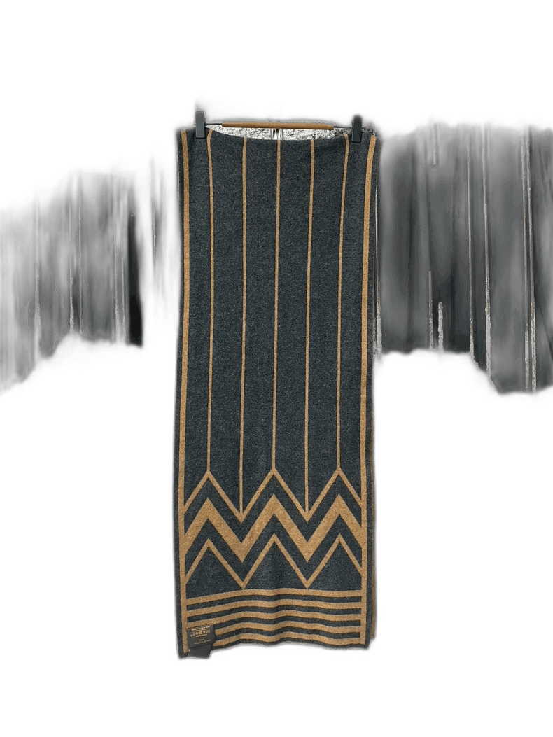 Louis Vuitton louis vuitton striped scarf in black and gold Size ONE SIZE - 1 Thumbnail