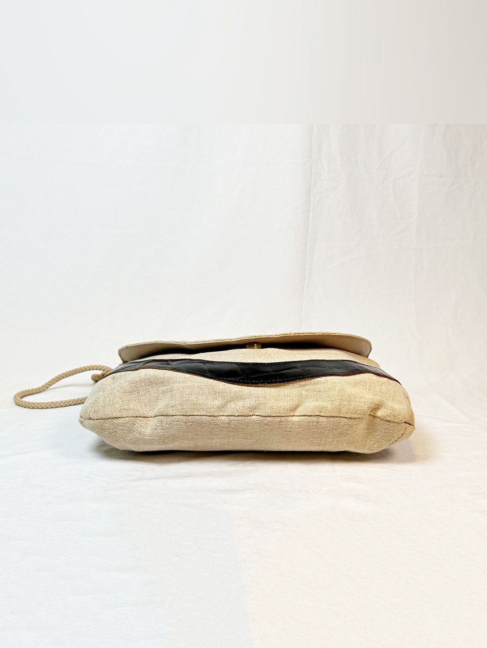 Other Vintage Burlap Black Croc Embossed Leather Crossbody Bag Size ONE SIZE - 7 Thumbnail