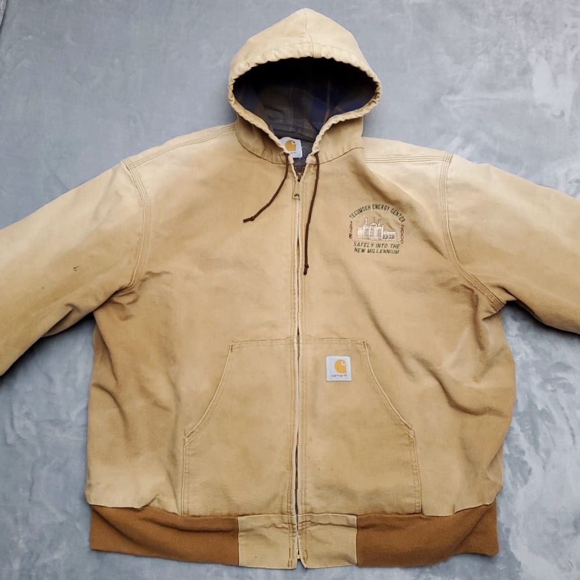 Carhartt VINTAGE Carhartt Jacket Mens 2XL Canvas Active Hooded Lined Sun Faded 90s Work Brown Accents Logo Pockets Zip Casual Womens Mens Size US XXL / EU 58 / 5 - 4 Thumbnail