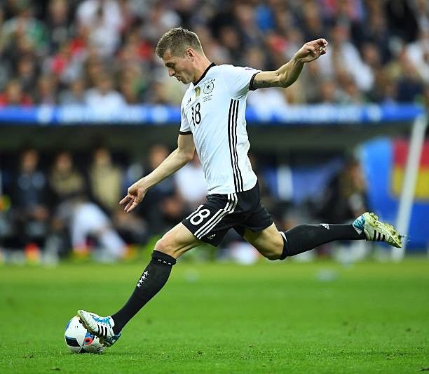 Adidas Adidas x Germany 2016 #18 Kroos Home Jersey Shirt Size US M / EU 48-50 / 2 - 5 Thumbnail