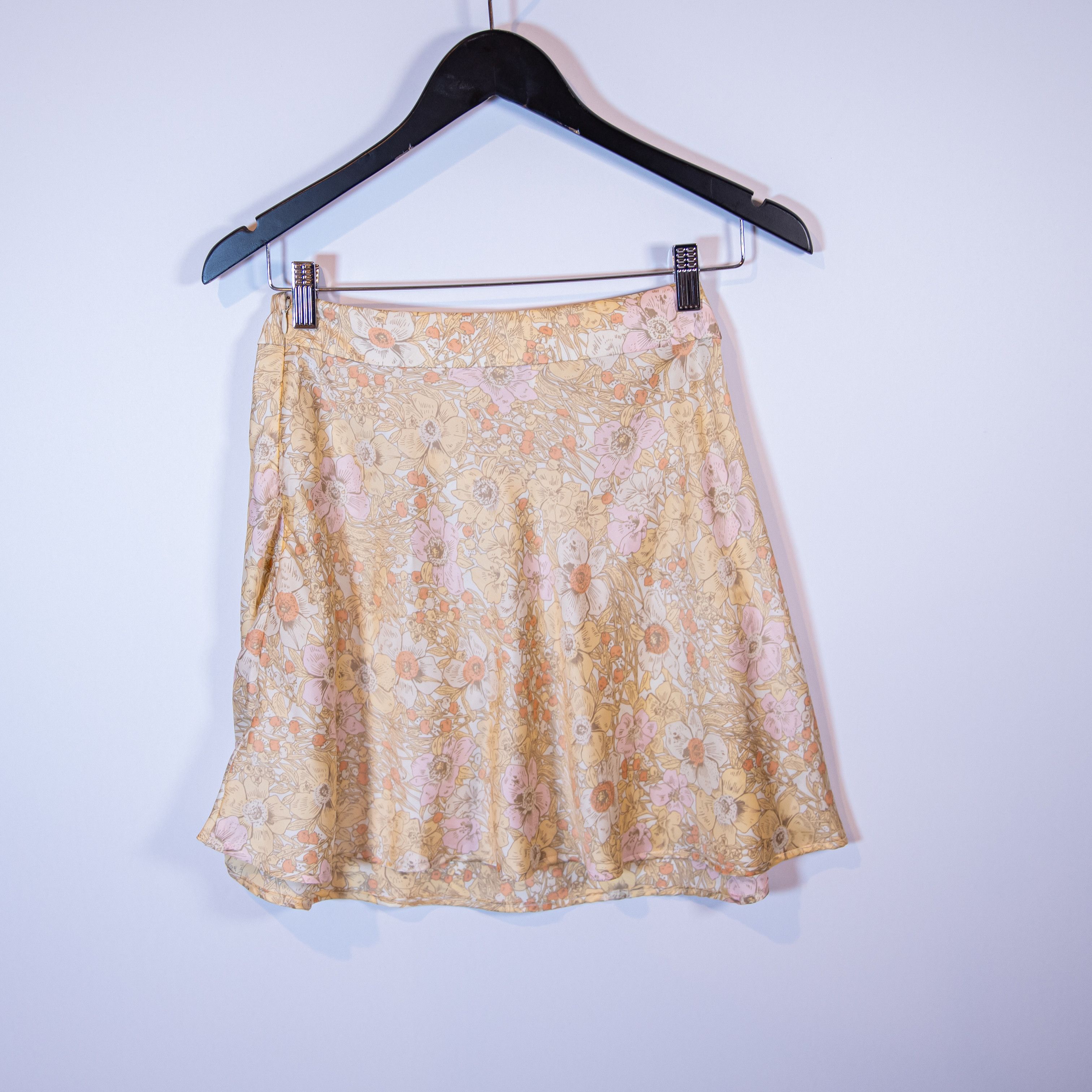 Free People Free People Phoebe Satin Bias Cut Daisy Floral Size 27" / US 4 / IT 40 - 4 Thumbnail