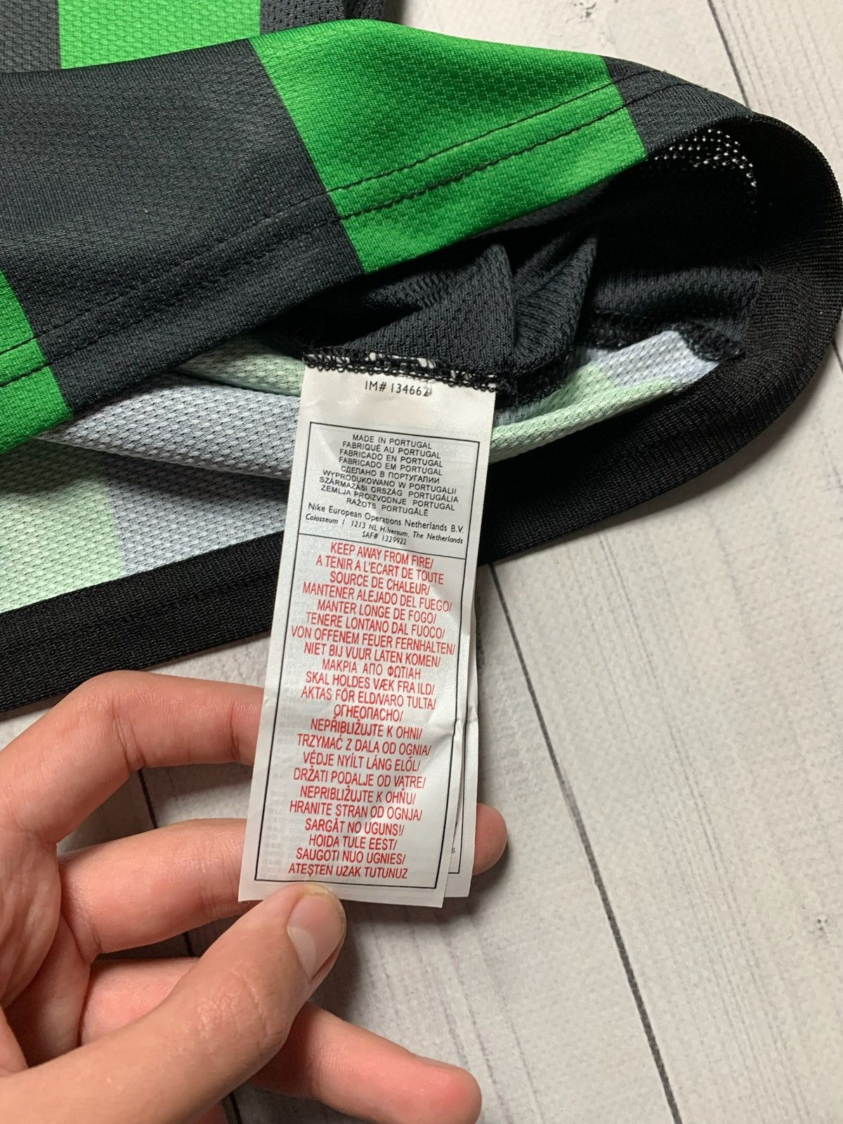 Nike × Vintage Vintage Nike Celtic soccer jersey size L logo Size US L / EU 52-54 / 3 - 5 Thumbnail