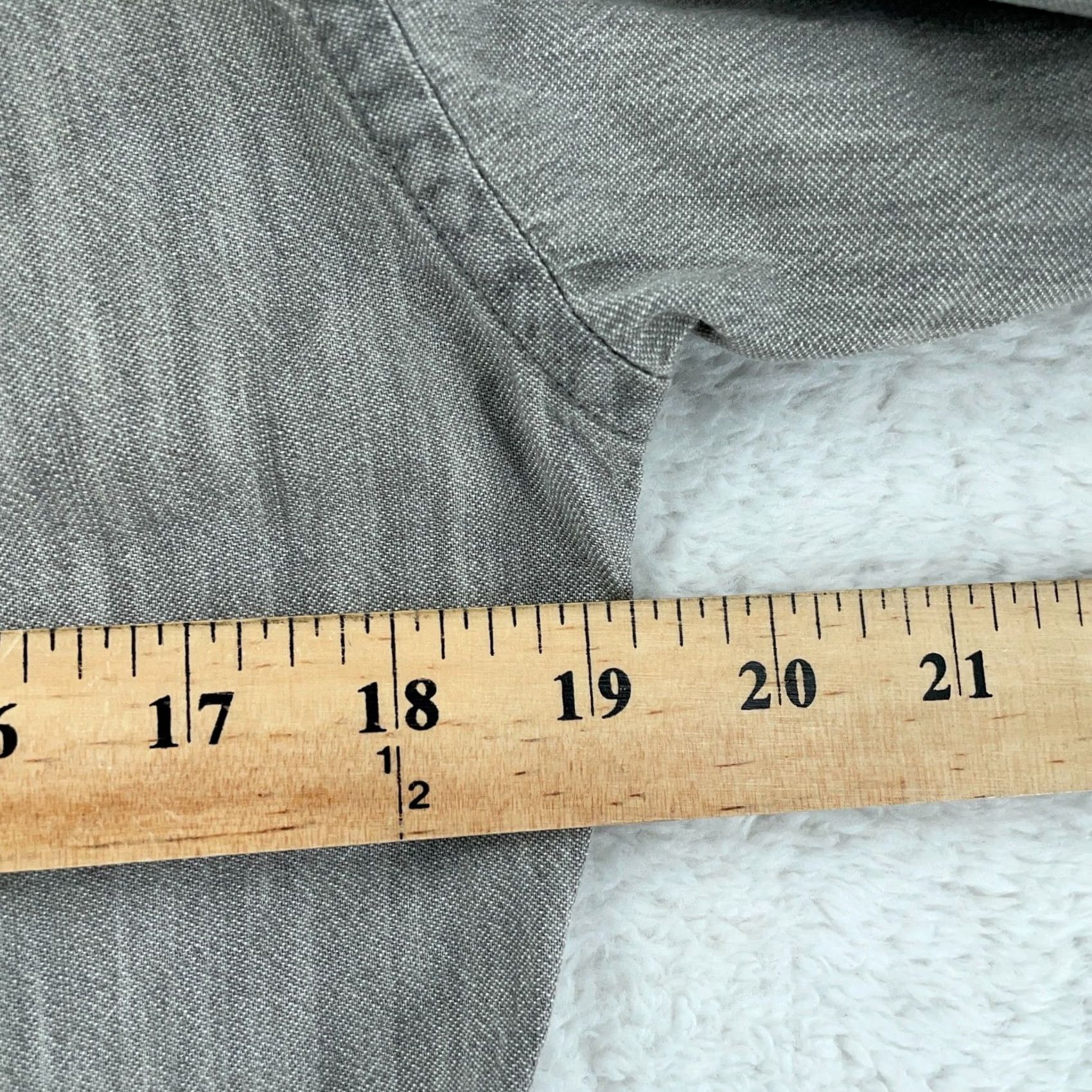 Everlane Everlane Shirt Men Small Gray Chambray Long Sleeve Slim Fit Button-Down Collared Shirt Size US S / EU 44-46 / 1 - 6 Thumbnail