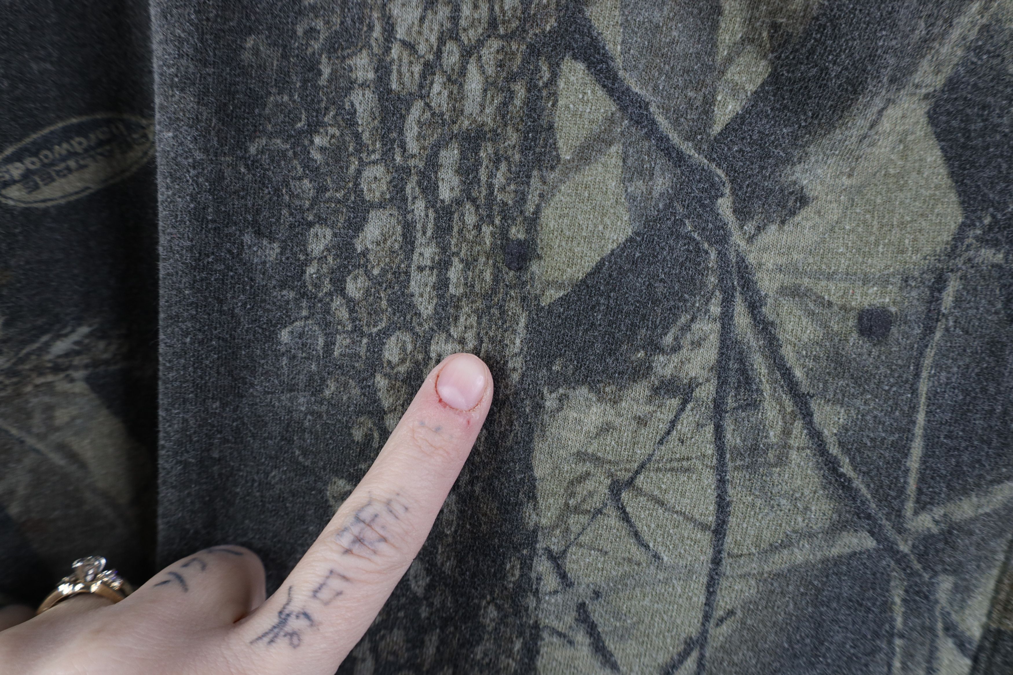 Vintage Vintage 90s Y2K Streetwear Camouflage Long Sleeve T-Shirt Size US M / EU 48-50 / 2 - 6 Thumbnail