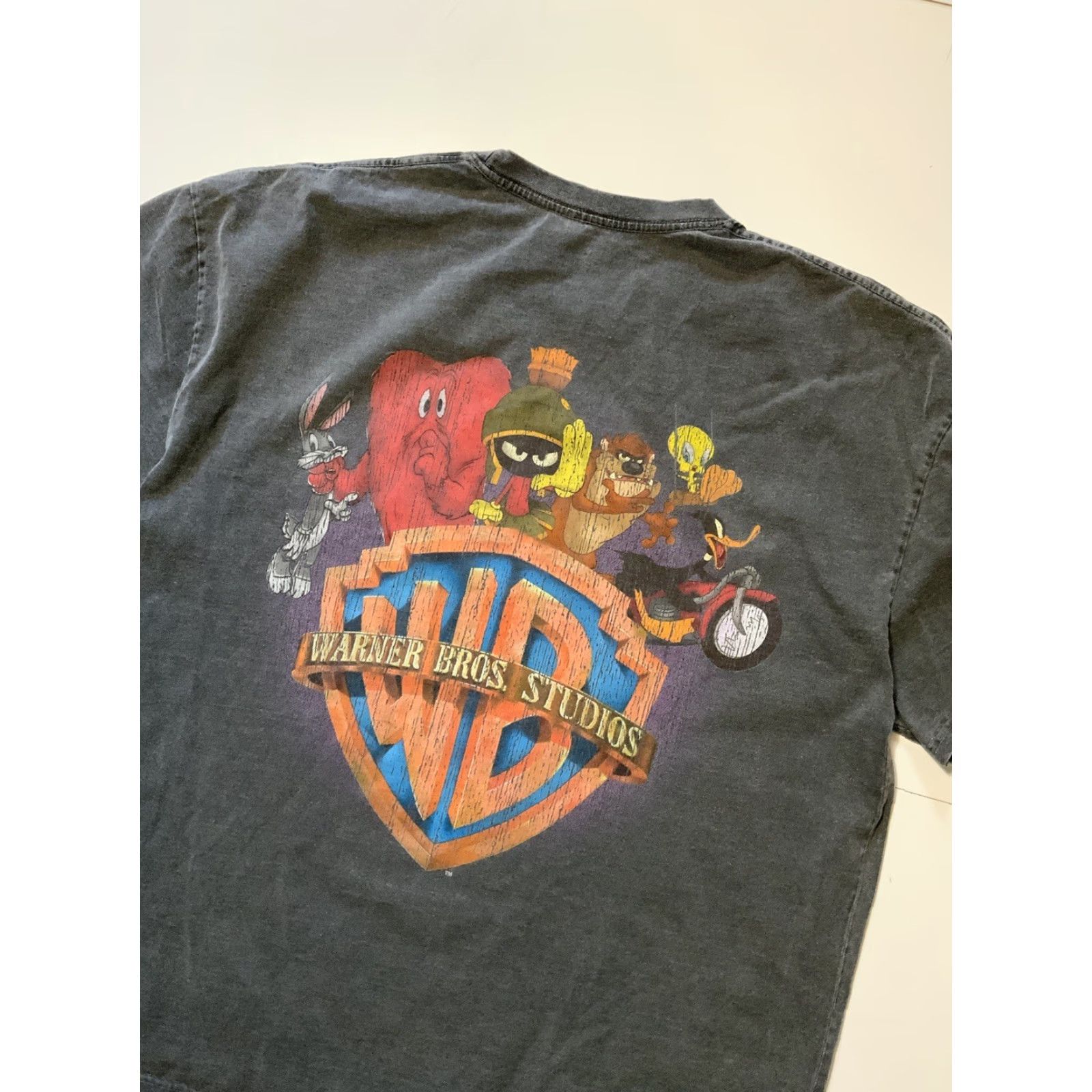 Vintage VINTAGE Warner Bros Looney Tunes X American Thrift Marvin Martian Heavyweight T-Shirt XL Gray Mens S/S Crewneck Size US XL / EU 56 / 4 - 4 Thumbnail
