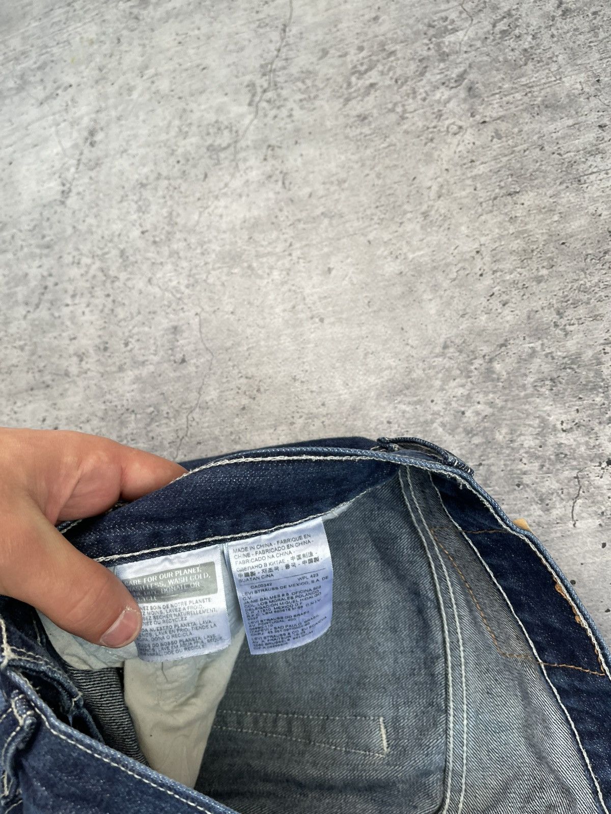 Jean × Levi's × Vintage Y2k Denim Levis 506 Jeans Vintage Y2k Man Baggy Dark Blue Size US 32 / EU 48 - 6 Thumbnail