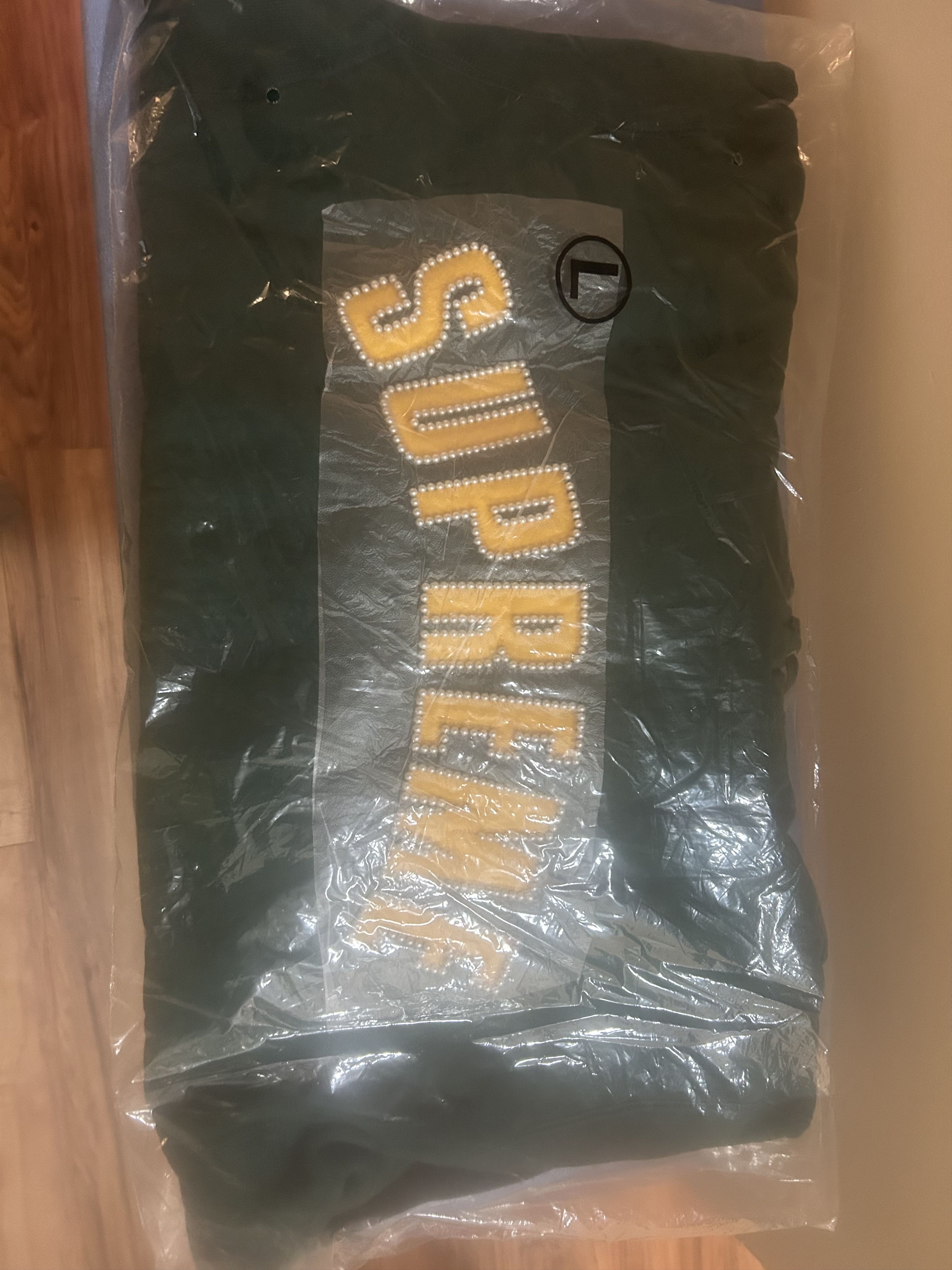 Supreme Supreme Pearl Logo Green Hooded Sweatshirt Size US L / EU 52-54 / 3 - 2 Thumbnail