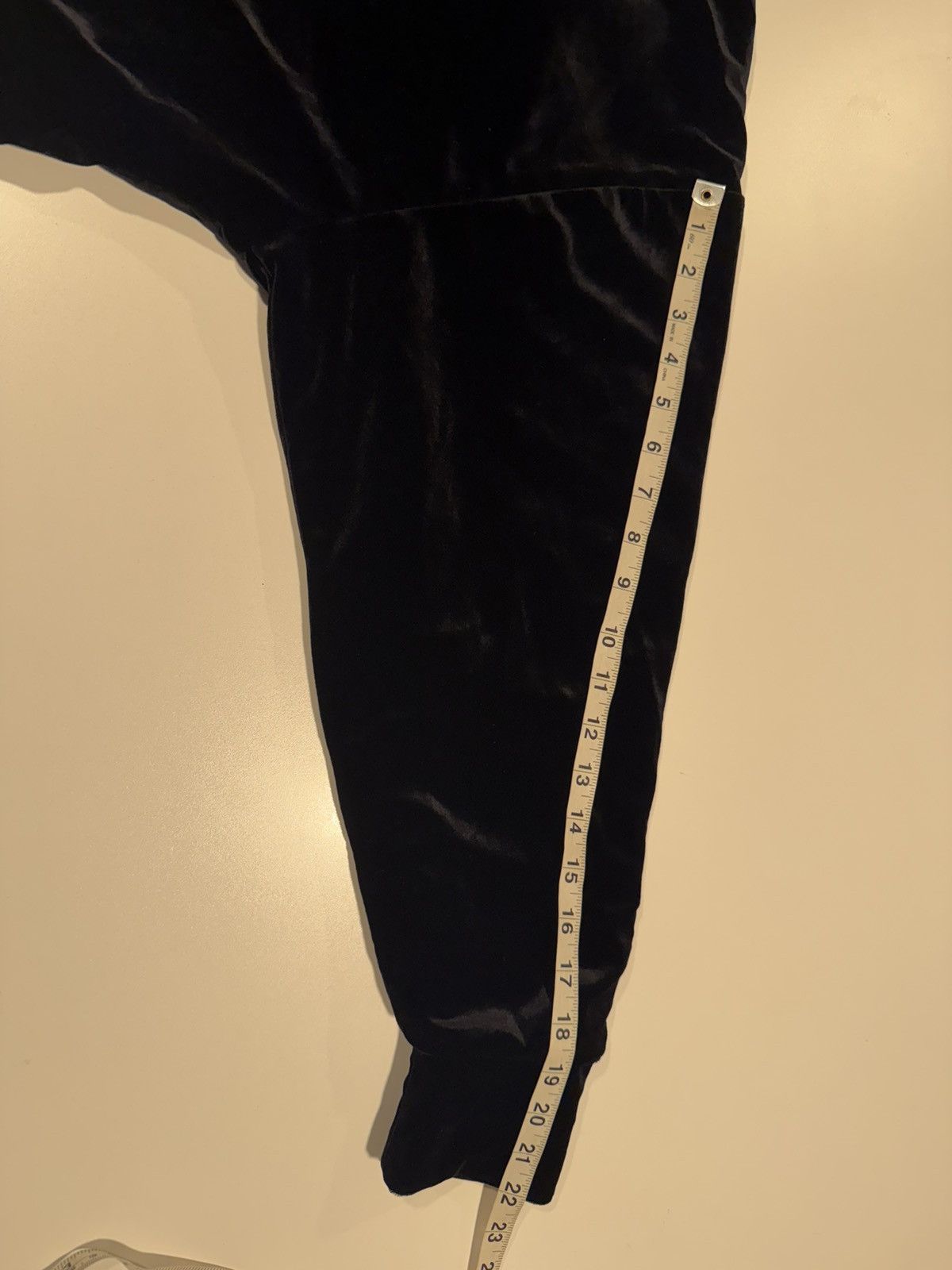 Saint Laurent Paris Saint laurent womens velvet turtleneck. L. $1390 Size L / US 10 / IT 46 - 9 Thumbnail