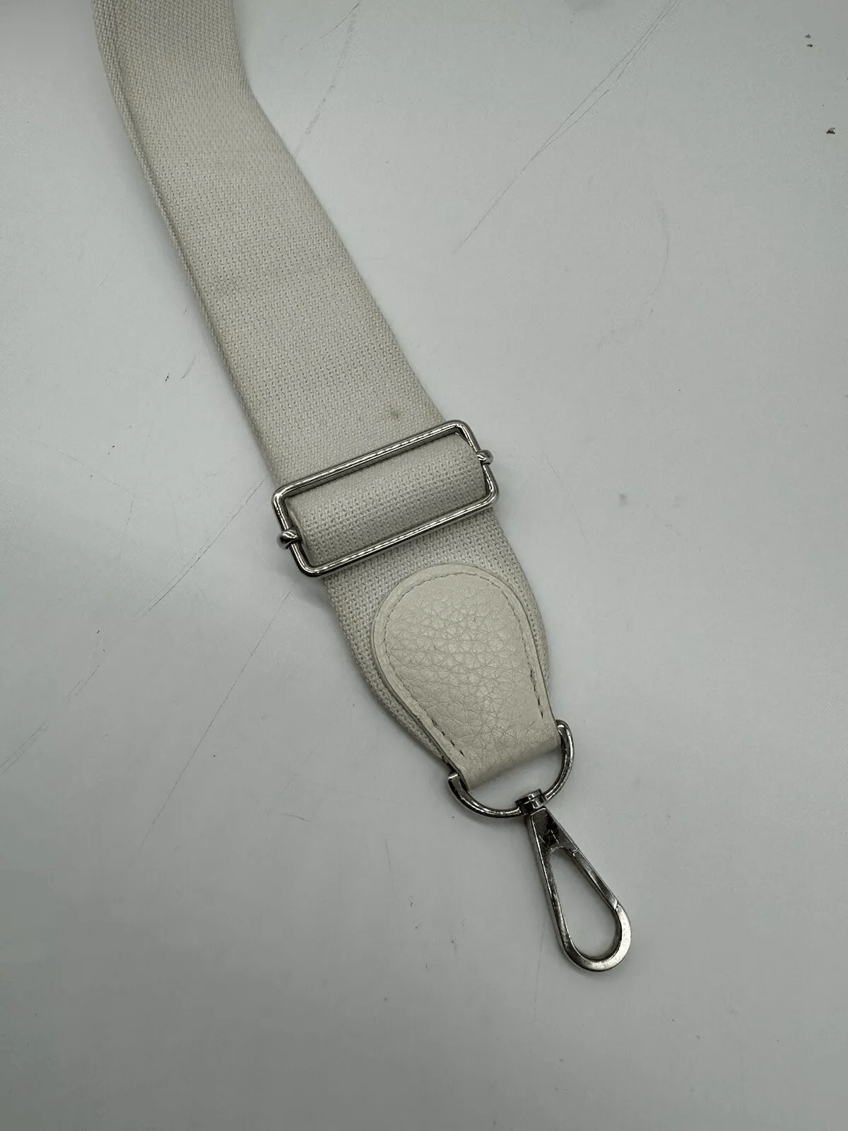 Hermes Hermes Evelyne iii 3PM Clemence Leather White Size ONE SIZE - 12 Thumbnail
