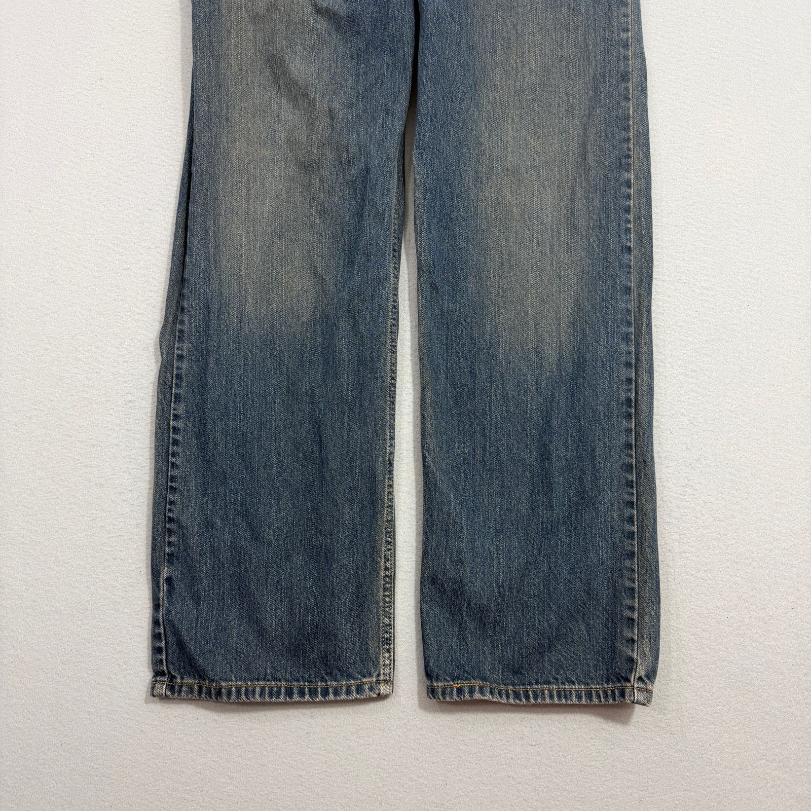 Levi's Vintage Levis Straight Fit Jeans Men's 38x32 Blue Sand Wash Size US 38 / EU 54 - 2 Thumbnail