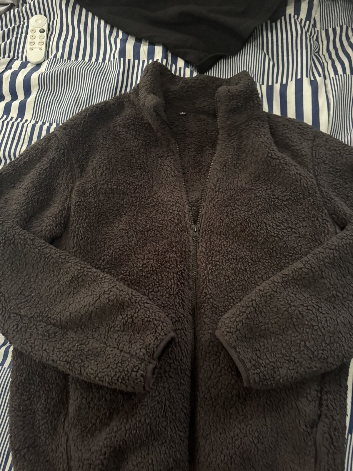 Japanese Brand × Uniqlo Uniqlo black fleece sweater Size US M / EU 48-50 / 2 - 2 Thumbnail