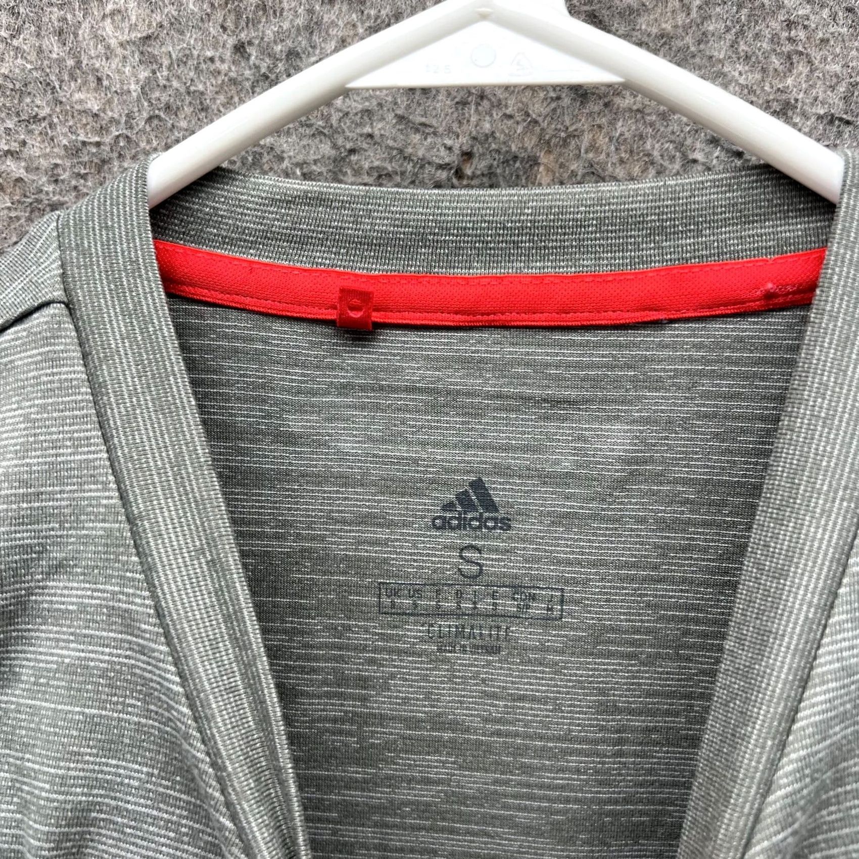 Adidas Adidas Shirt Mens Small Gray Climachill Athletic Heather Barcodes Sleeve Trefoil Shirt Short Sleeve Crew Neck Logo Activewear Mens S Gray Adidas Shirt Size US S / EU 44-46 / 1 - 7 Thumbnail