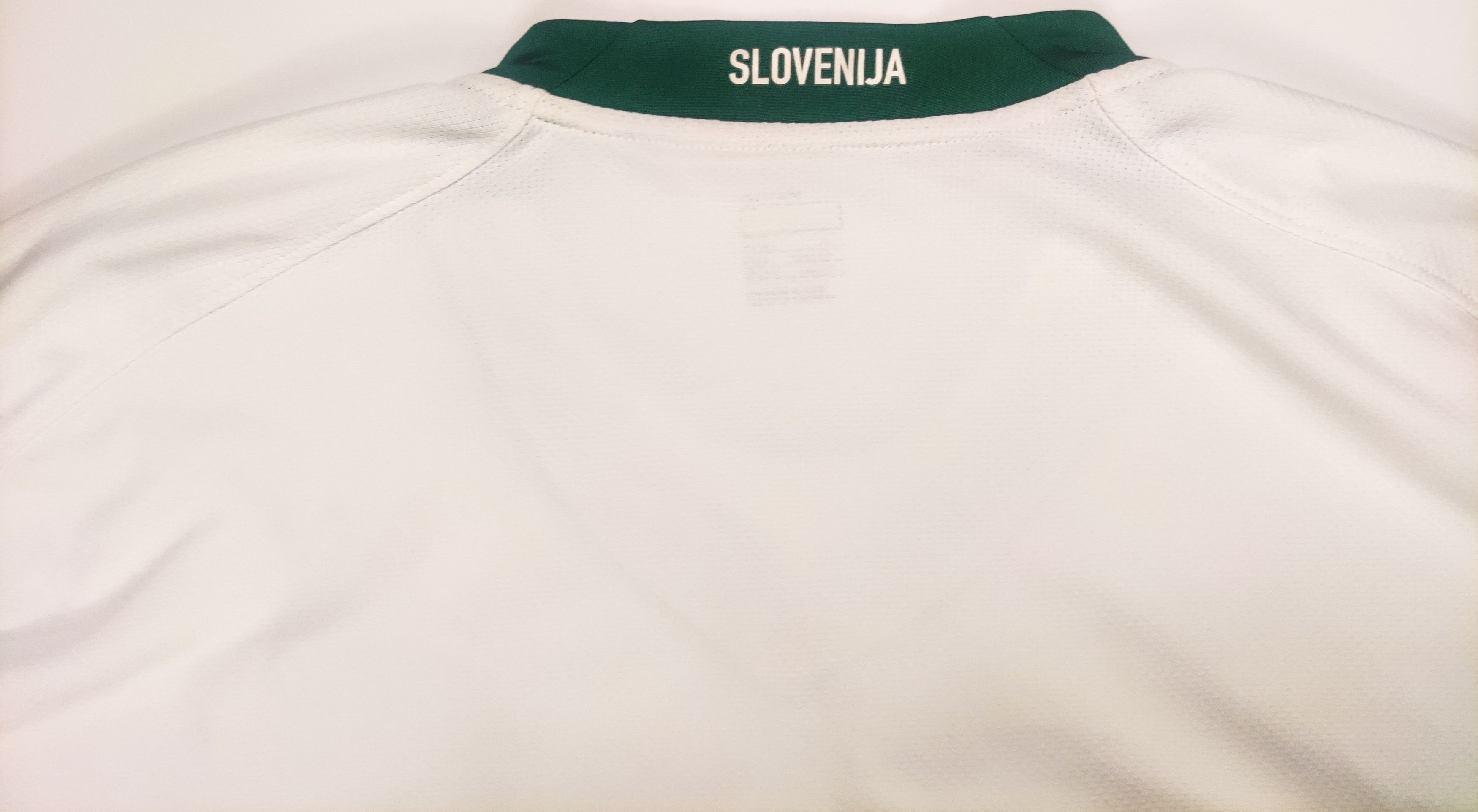 Nike Slovenia 2008 2009 Nike Home Shirt Kit Jersey Ljubljana Size US XL / EU 56 / 4 - 10 Thumbnail