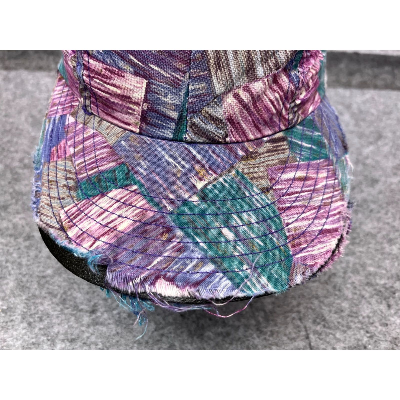 Vintage VINTAGE Brindar Design Hat OS Purple 90s Look Elastic Made US Womens Size ONE SIZE - 3 Thumbnail