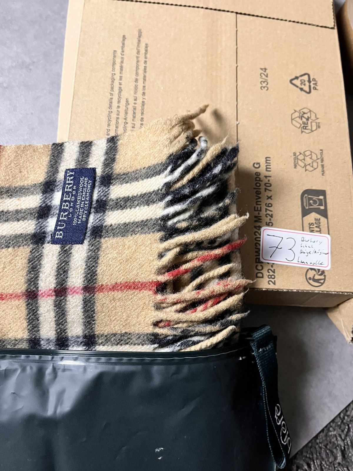 Burberry Burberry Scarf Vintage Retro winter Burberrys Size ONE SIZE - 7 Thumbnail