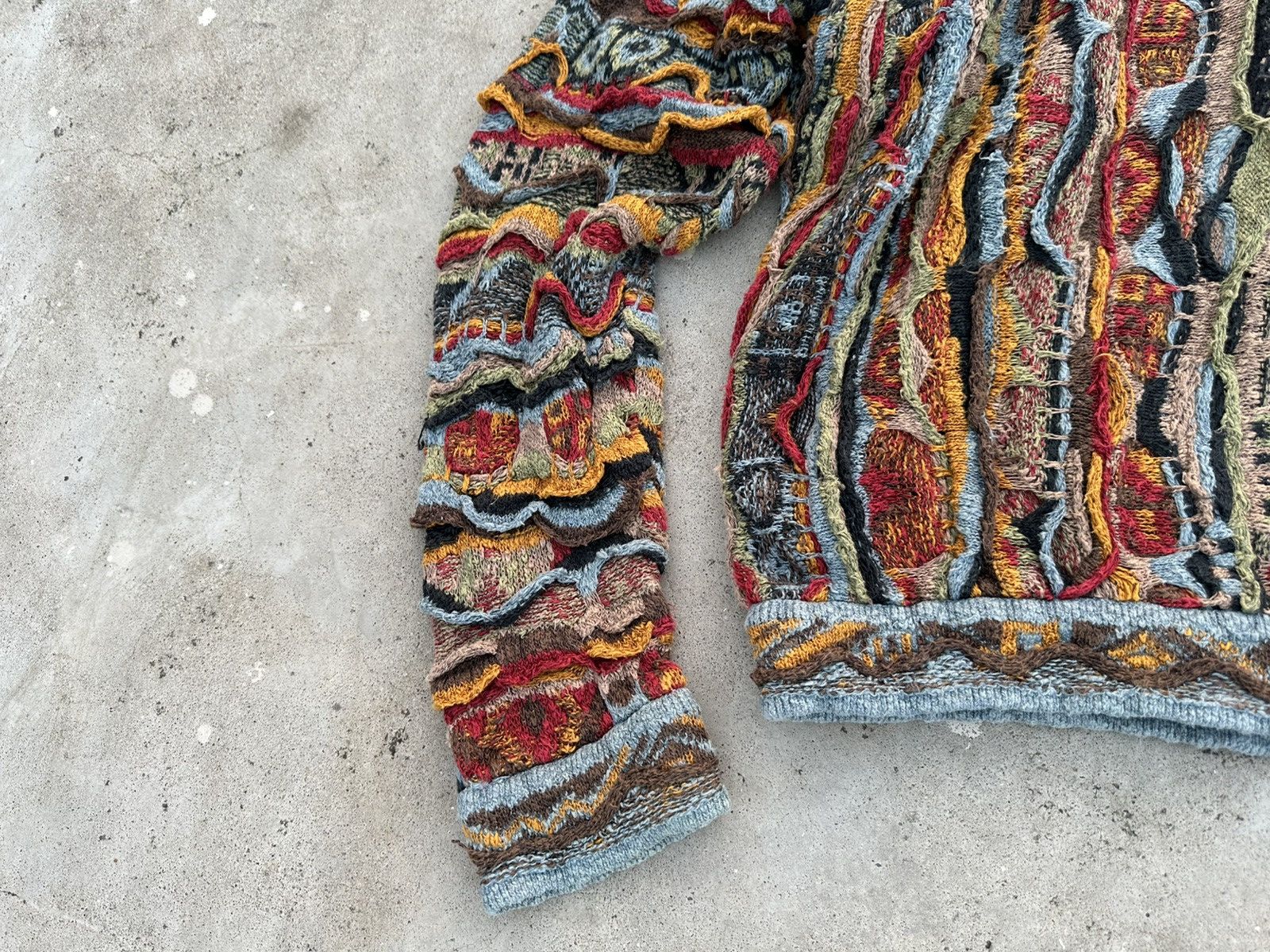 Coogi Crazy Rare Vintage 90s Coogi Classic Heavy knit sweater Size US XL / EU 56 / 4 - 4 Thumbnail