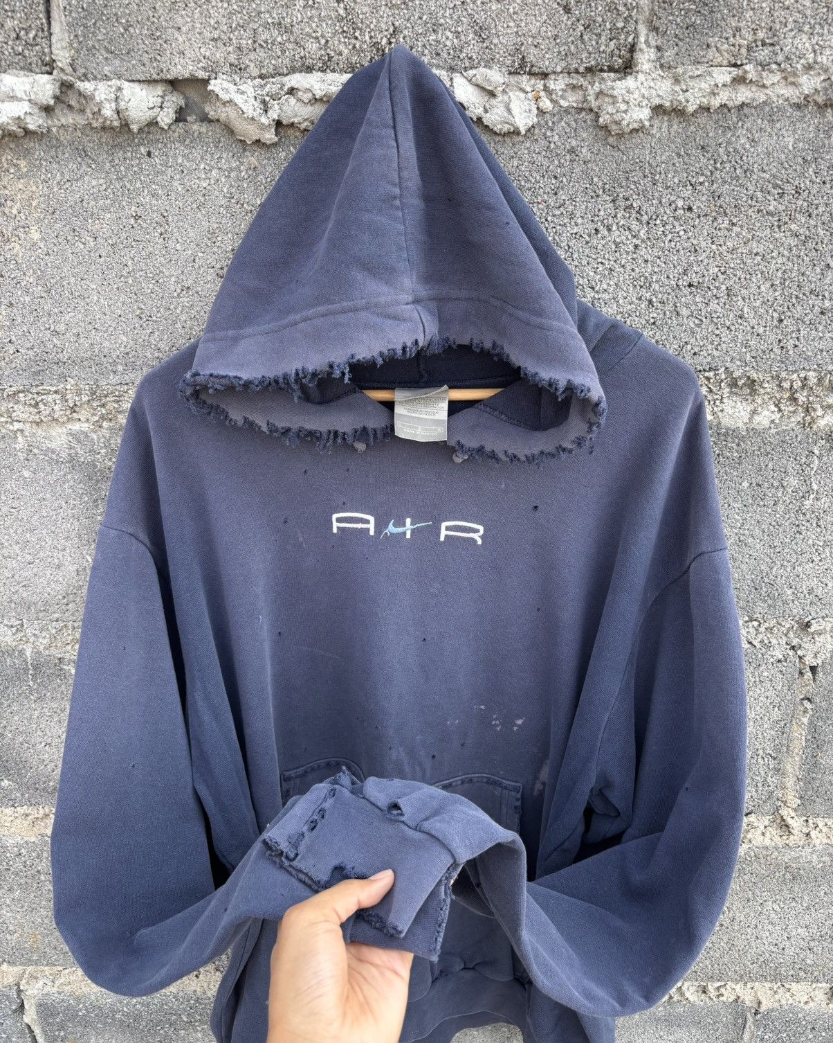 Nike Distressed Faded Nike Air Center Swoosh Hoodie Thrashed Size US L / EU 52-54 / 3 - 19 Thumbnail