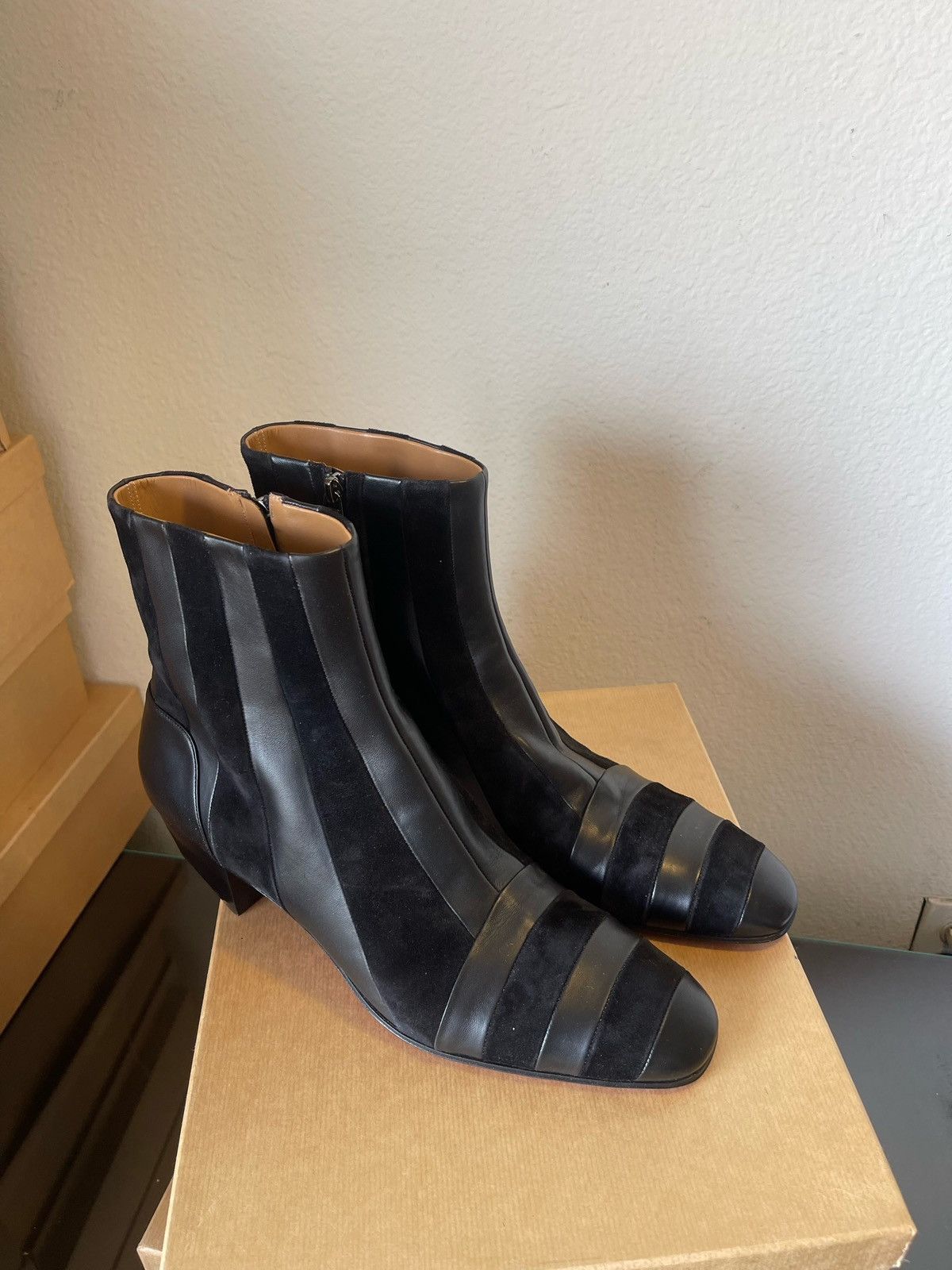 Christian Louboutin Christian Louboutin Leather and Suede Chelsea Boots Size US 12 / EU 45 - 5 Thumbnail