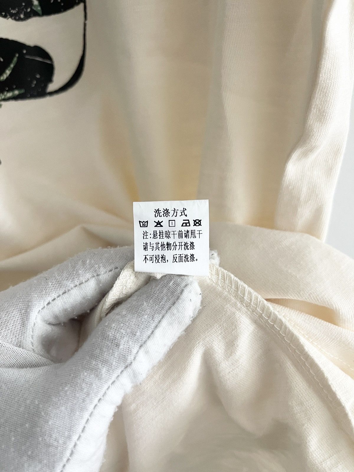 Japanese Brand × Vintage STEAL! Y2K Chinese Panda Loves Peace Ringer Tee (L) Size US L / EU 52-54 / 3 - 5 Thumbnail