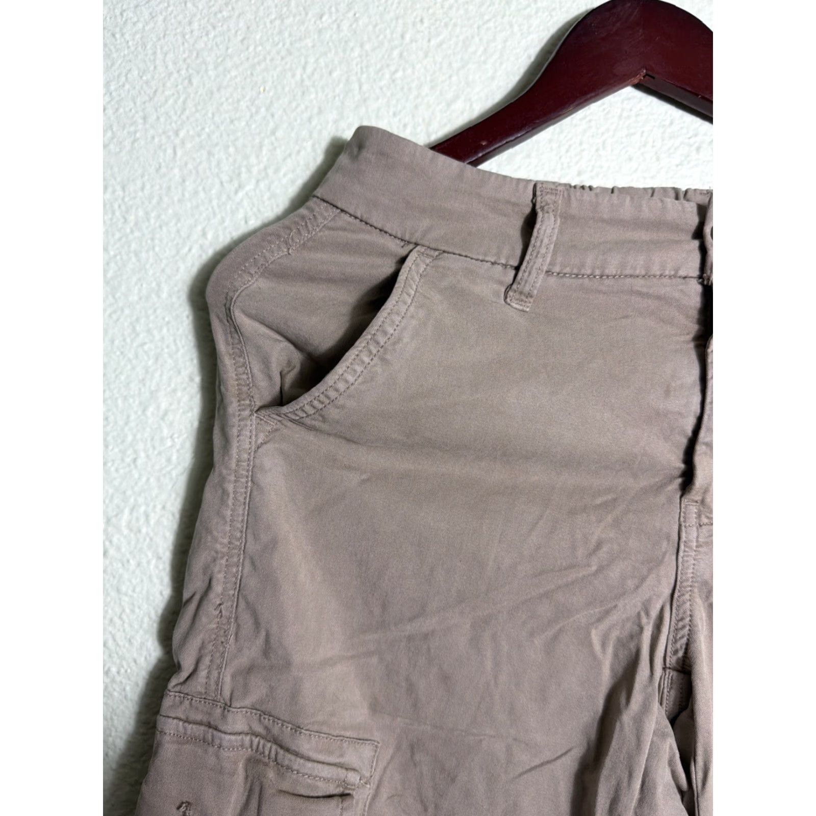 American Eagle Outfitters American Eagle Pants Womens 00 Short Khaki Mid Rise Wide Leg Baggy Cargo 28x30 Size 28" / US 6 / IT 42 - 7 Thumbnail