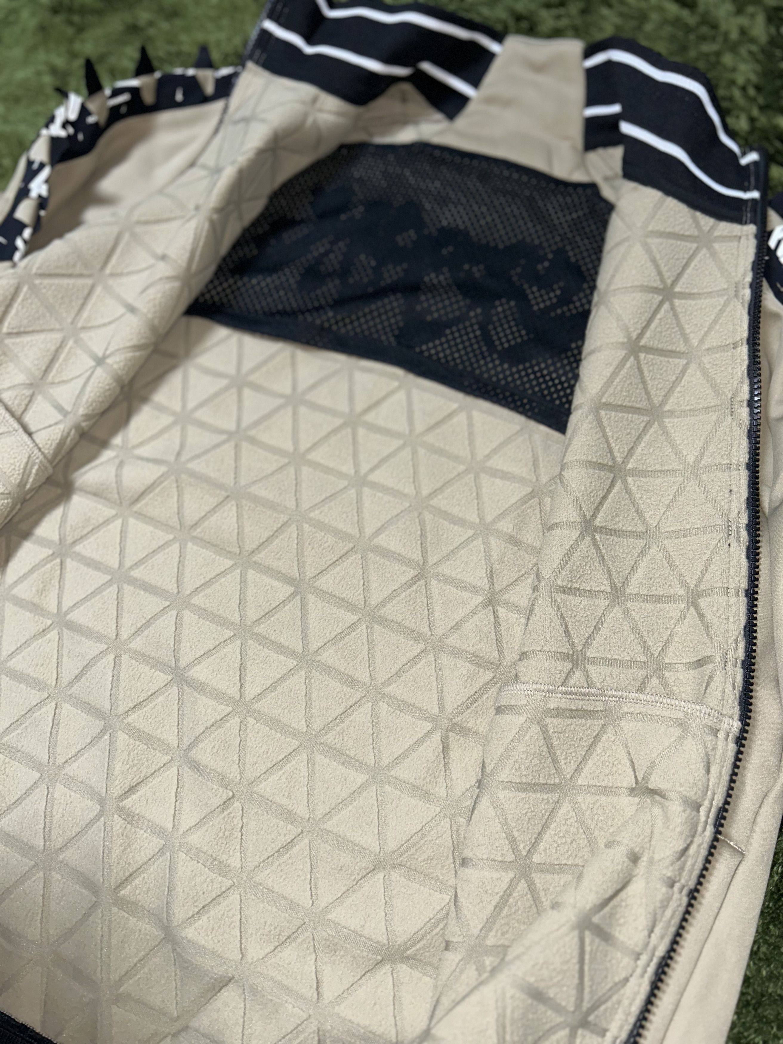 Acronym × Nike [XL] nike X acronym NRG knit track jacket beige asian fit Size US XL / EU 56 / 4 - 5 Thumbnail