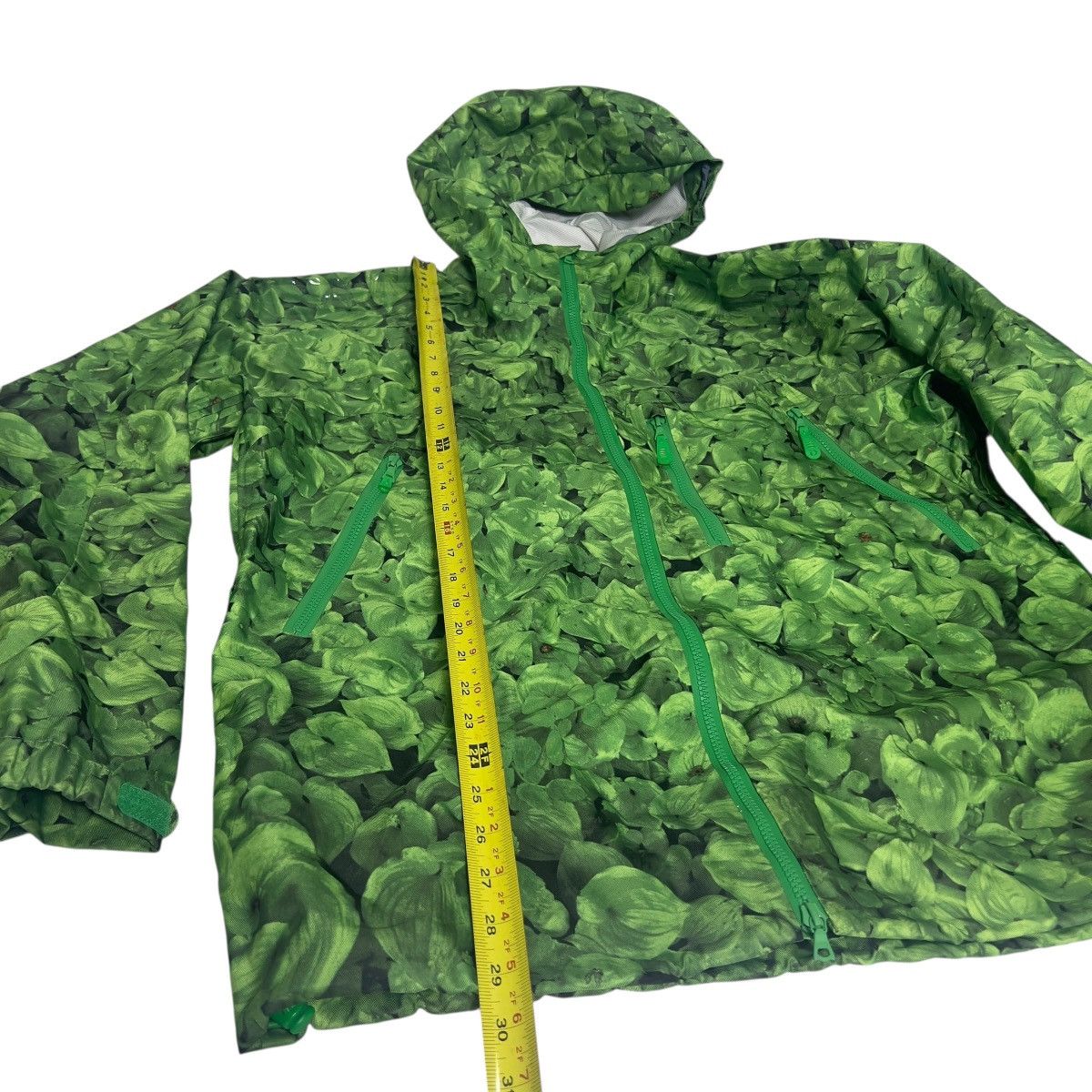 Burton iDiom 2009 Burton iDiom Fujiwara “Lily Print” Jacket NWT Sz Large Size US L / EU 52-54 / 3 - 18 Thumbnail