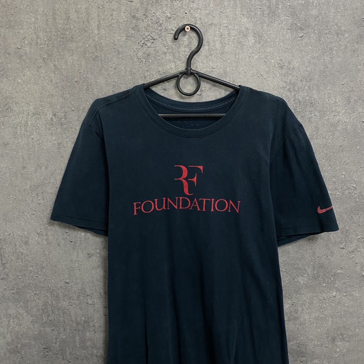 Nike Vintage Nike Roger Federer T-Shirt Big Logo Tee Y2K Size US L / EU 52-54 / 3 - 4 Thumbnail