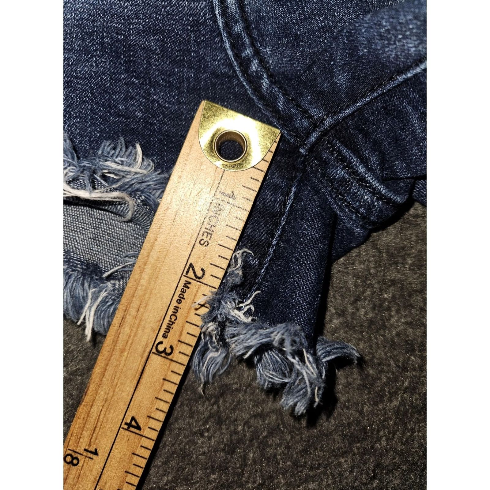 Vintage VINTAGE KanCan Shorts Womens 11/29 Denim Stretch Distressed Cutoff Frayed Hem KC6033D Jeans 2.5 in Inseam Boys? Size 32" / US 10 / IT 46 - 6 Thumbnail