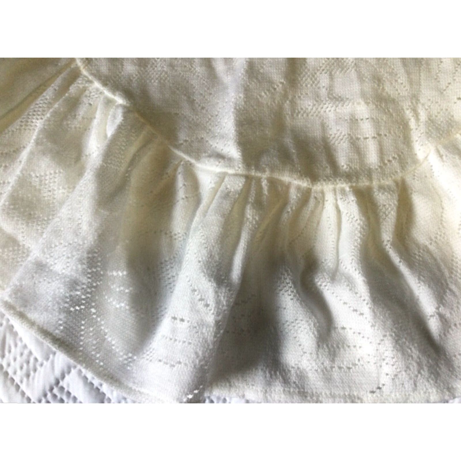 Vintage VINTAGE GLENTEX Women's White Shawl Scarf Acrylic Blend Solid Wrap Size ONE SIZE - 3 Thumbnail