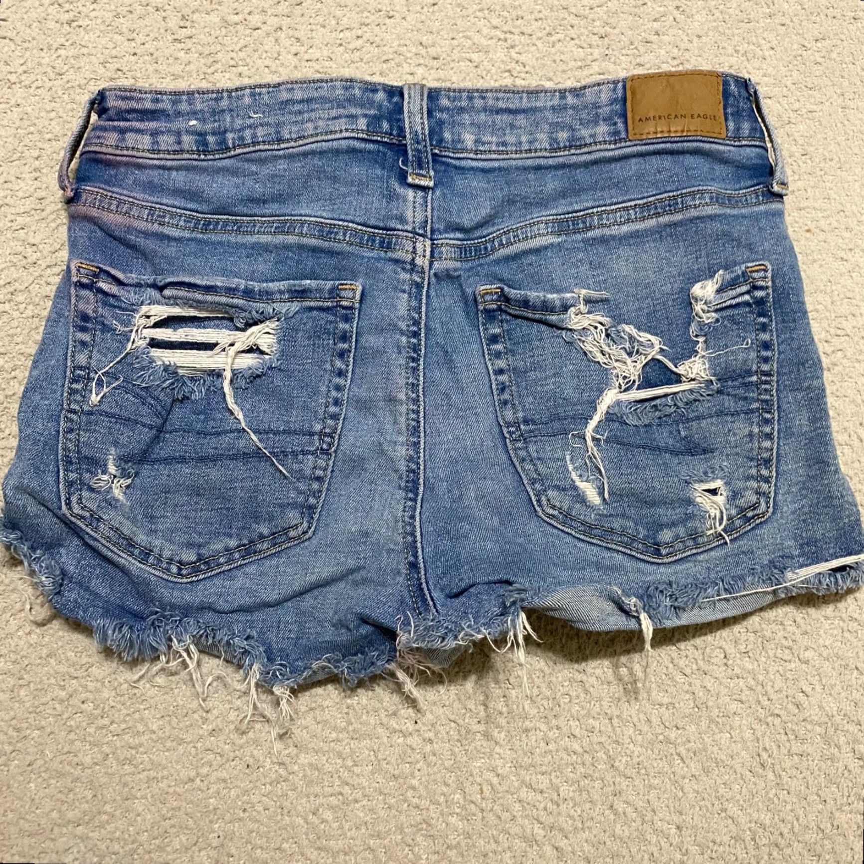American Eagle Outfitters American Eagle Outfitters Womens 4 Jeans Shorts Blue Denim Distressed Medium Wash High Rise Cut-Off 5-Pocket Design Regular 2 in Inseam Cotton Spandex Size 27" / US 4 / IT 40 - 2 Thumbnail