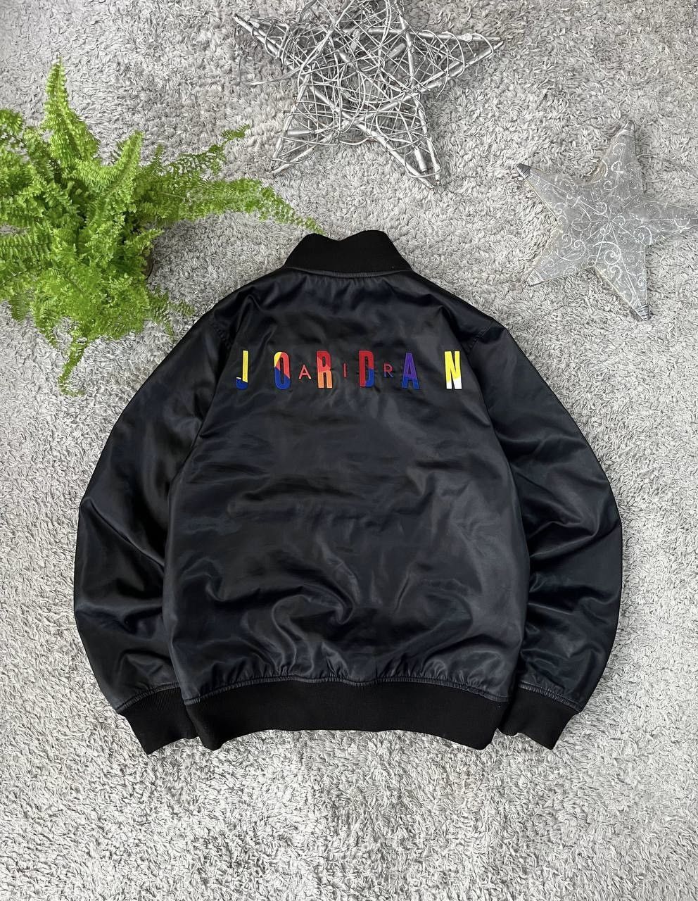Jordan Brand × Nike Jordan Bomber Light Jacket Rare Big Logo Vintage Streetwear Size US S / EU 44-46 / 1 - 1 Thumbnail