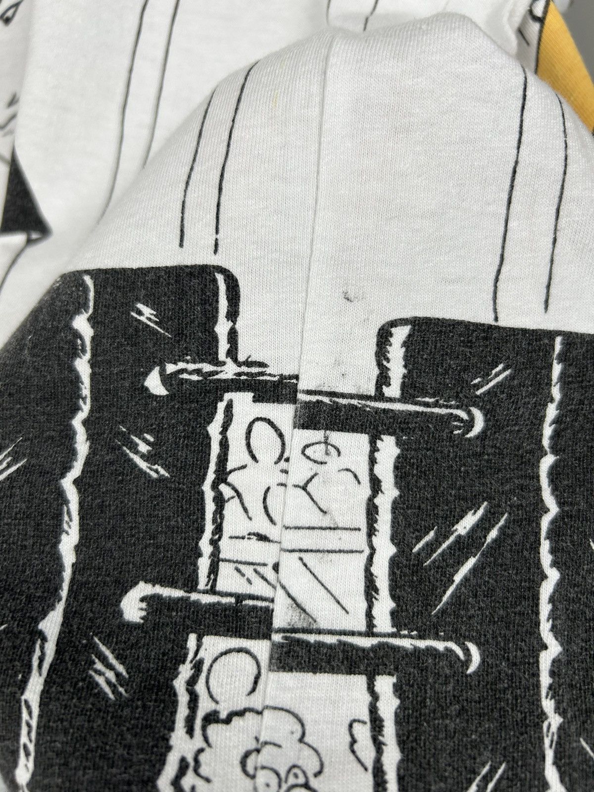 Mtv Vintage 1994 Beavis and Butthead All Over Print T Shirt Size US XL / EU 56 / 4 - 16 Thumbnail