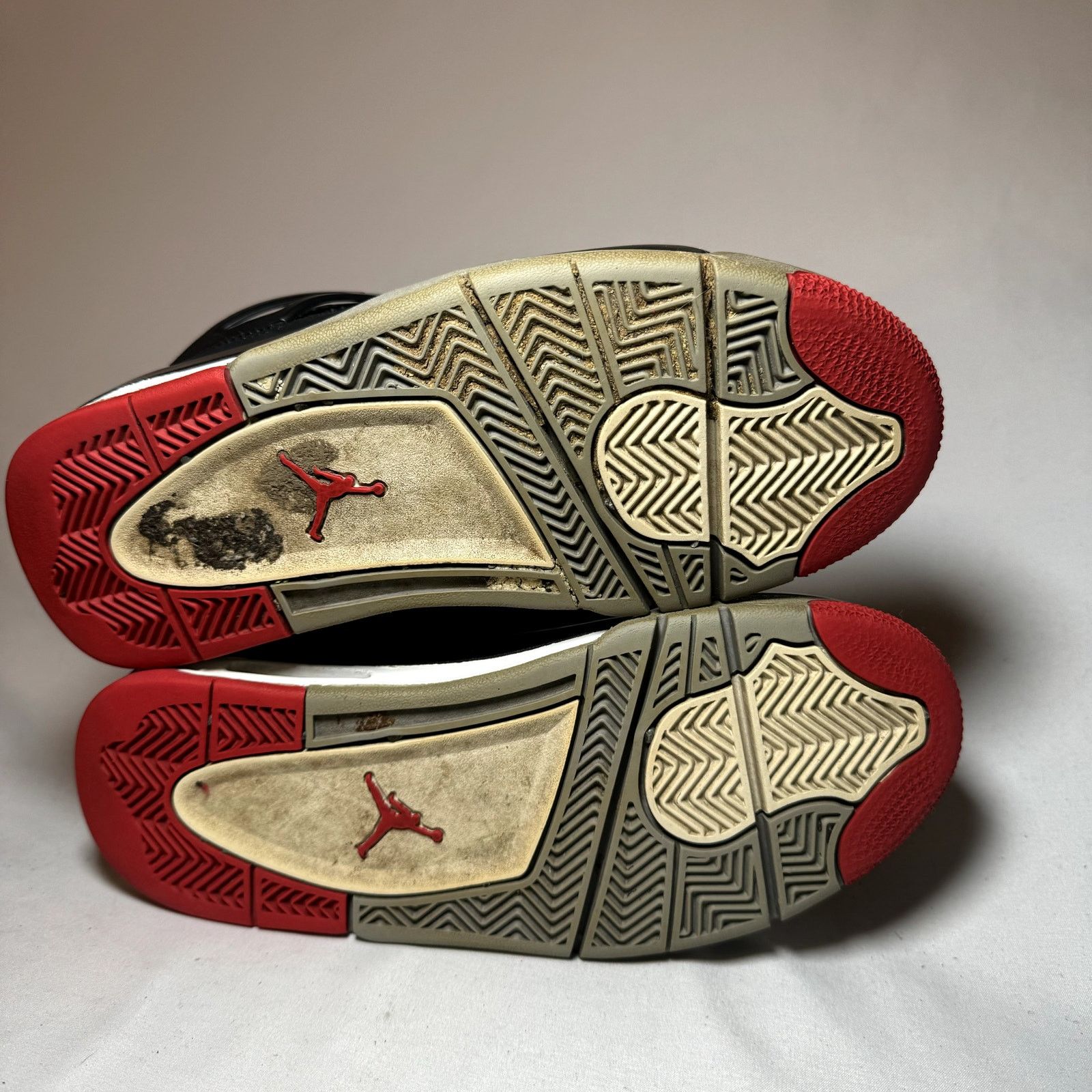 Jordan Brand × Nike Nike Air Jordan 4 Retro OG GS Bred 2019 Men's Shoes - Size 6 Size US 6 / EU 39 - 7 Thumbnail