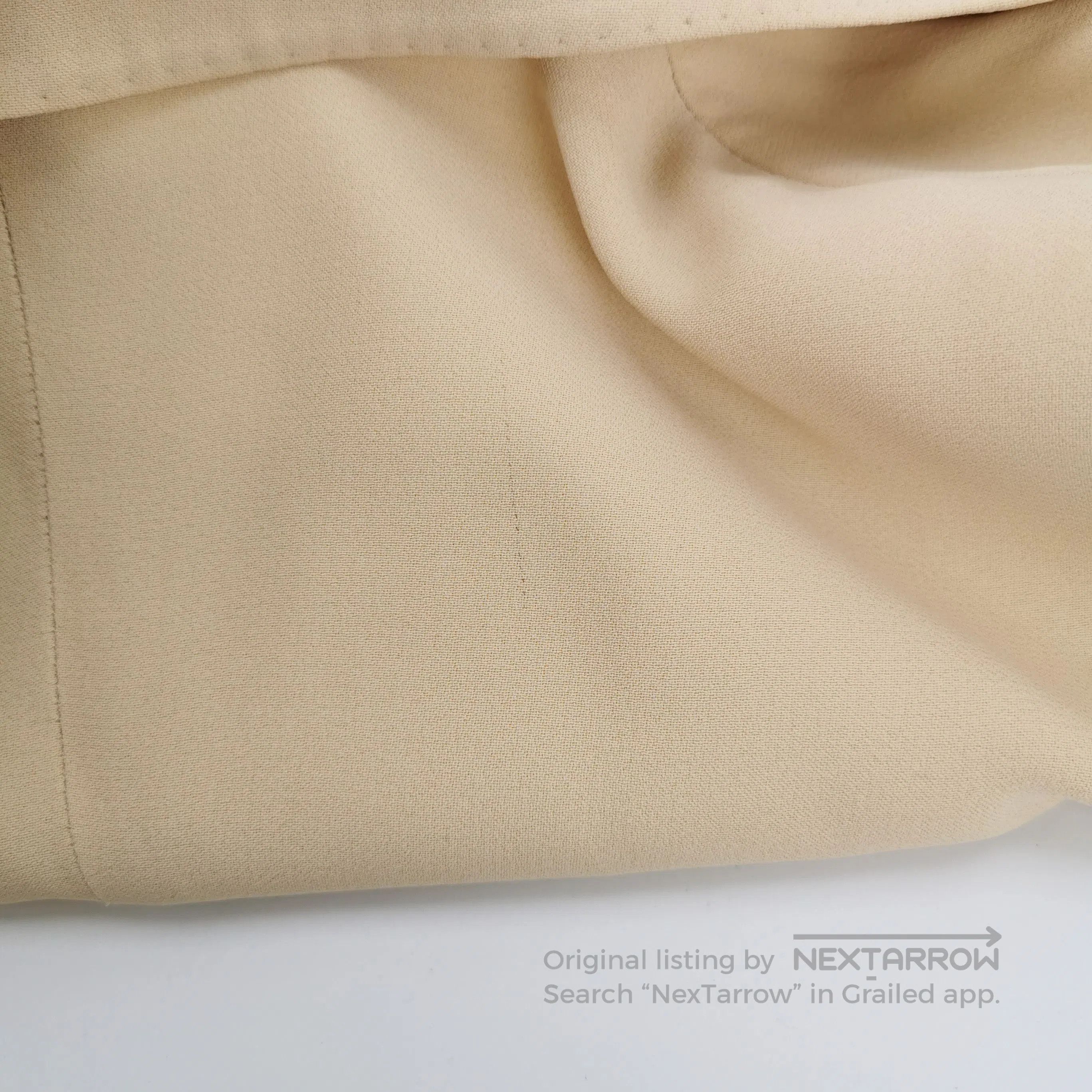 Burberry Burberry Classic Beige Button. Size US L / EU 52-54 / 3 - 3 Thumbnail