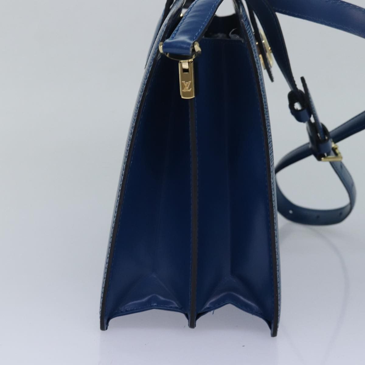 Louis Vuitton LOUIS VUITTON Epi Capuchin Shoulder Bag Blue M52345 Size ONE SIZE - 3 Thumbnail