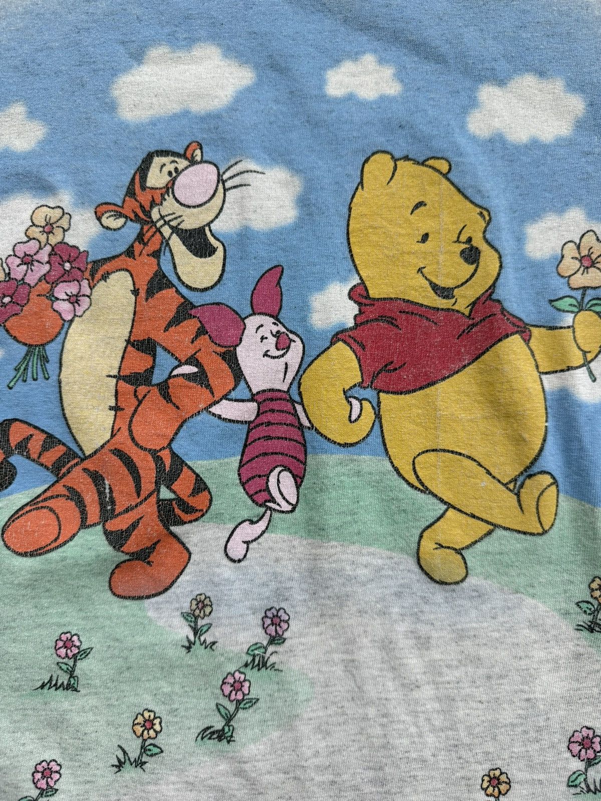 Disney Vintage Winnie the Pooh Tigger Piglet Flower Sleep Shirt Size L / US 10 / IT 46 - 4 Thumbnail