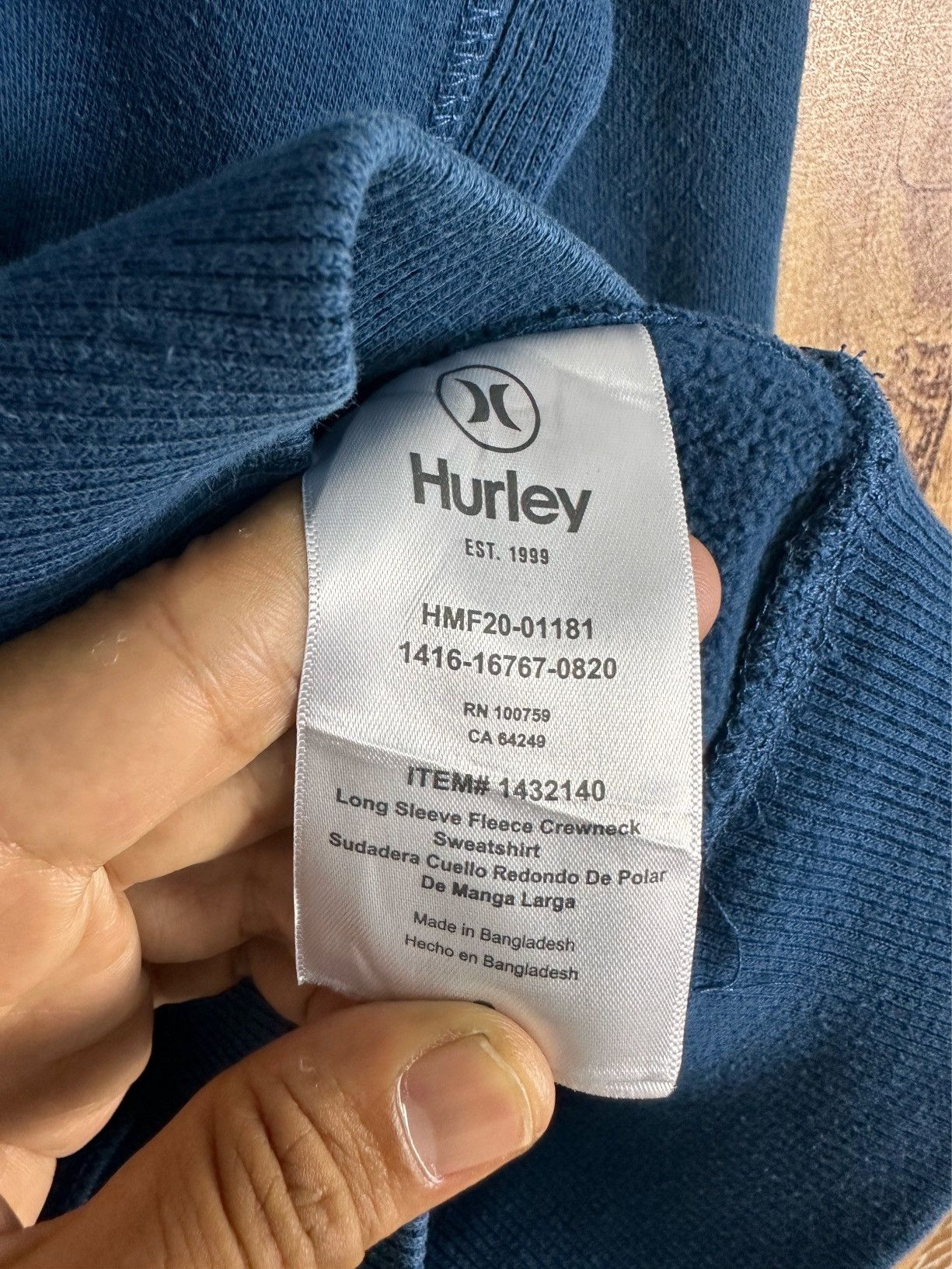 Hurley × Vintage Vintage Hurley Plain Faded Crewneck Sweatshirt A301 Size US S / EU 44-46 / 1 - 8 Thumbnail
