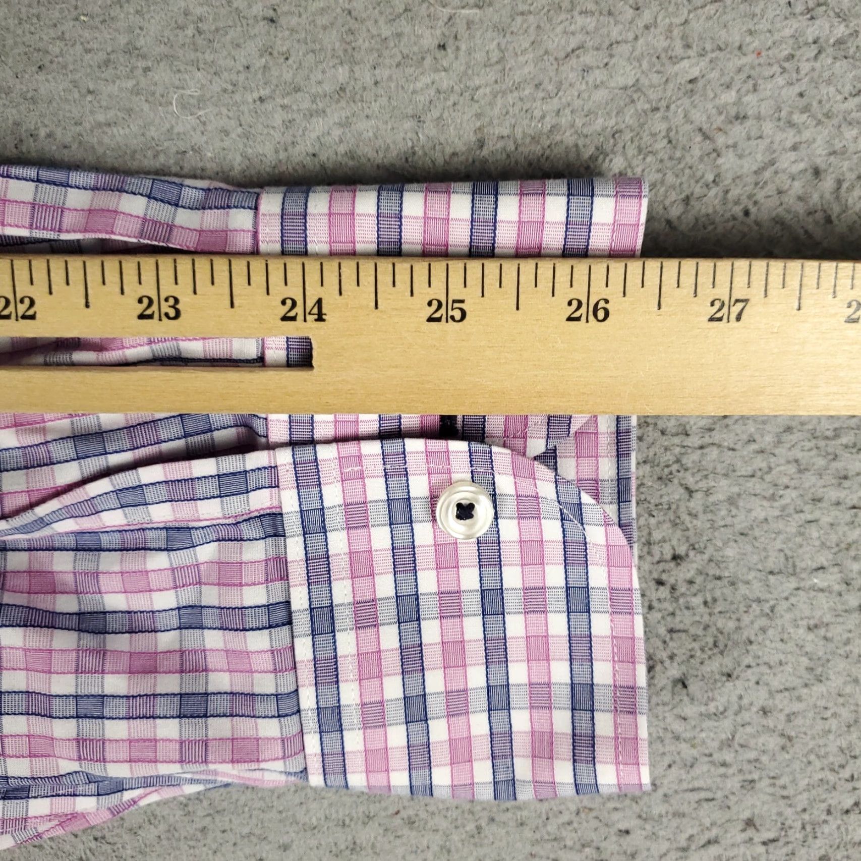 UNTUCKit UNTUCKit Shirt Mens 2XL Purple Plaid Long Sleeve Button-Up Casual Shirt Men's Purple Plaid Button-Up 2XL Size US XXL / EU 58 / 5 - 6 Thumbnail