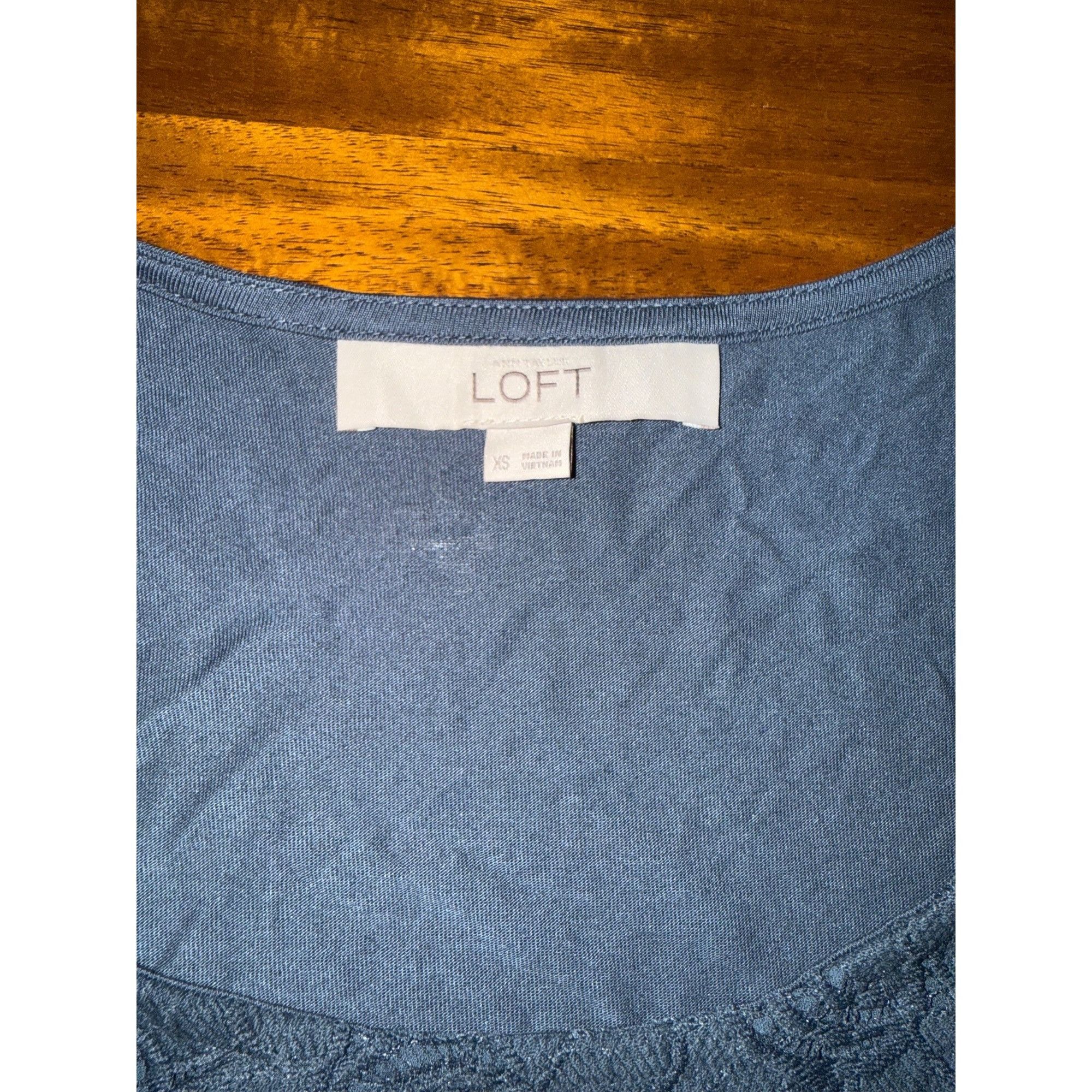 Loft Ann Taylor Loft Blue Lace Sleeveless Tank Top Womens Size B Size XS / US 0-2 / IT 36-38 - 9 Thumbnail