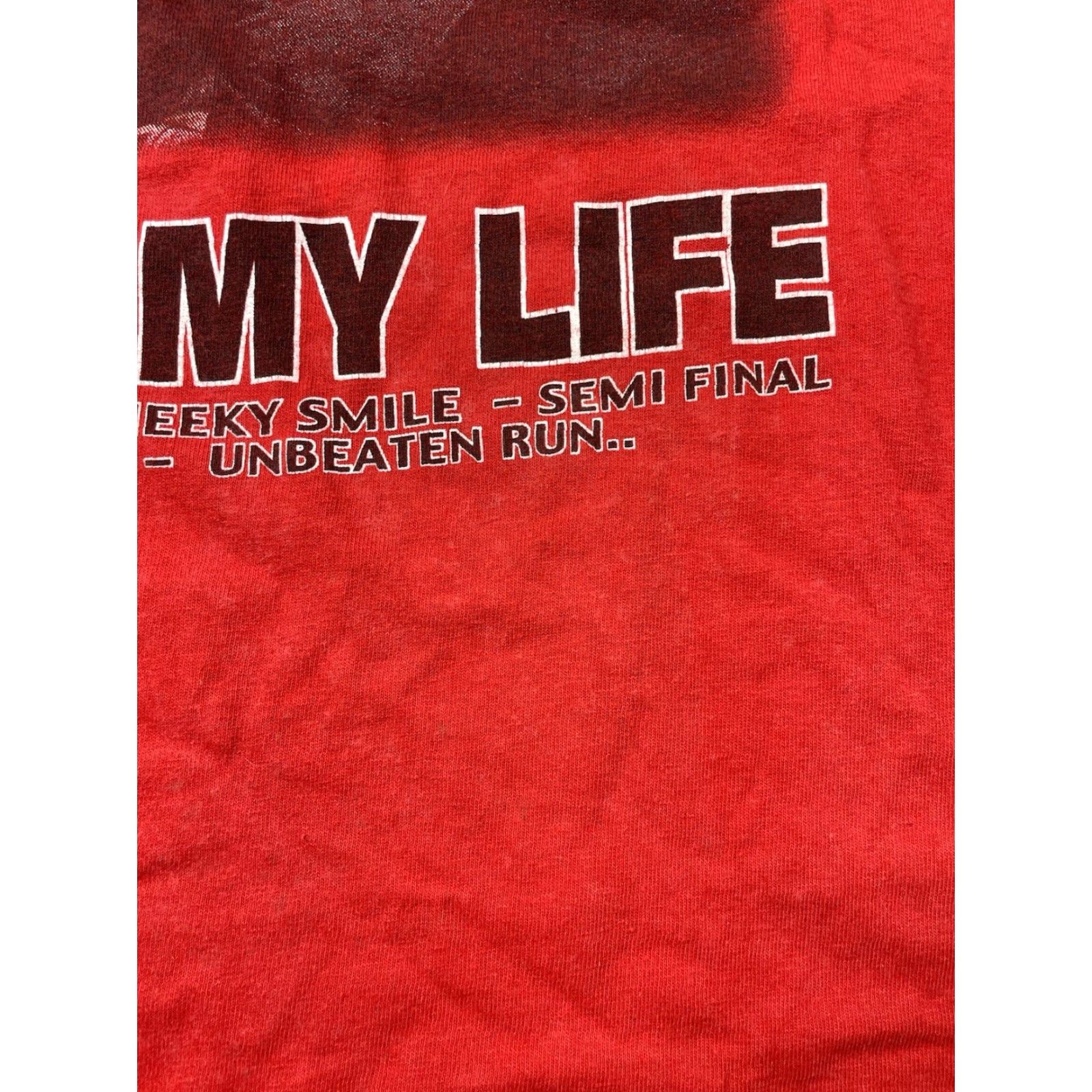 Vintage VINTAGE Manchester United Arsenal Football Joke Spoof T Shirt Large Red Cotton Men Regular Short Sleeve Round Neck Mens Size US L / EU 52-54 / 3 - 6 Thumbnail