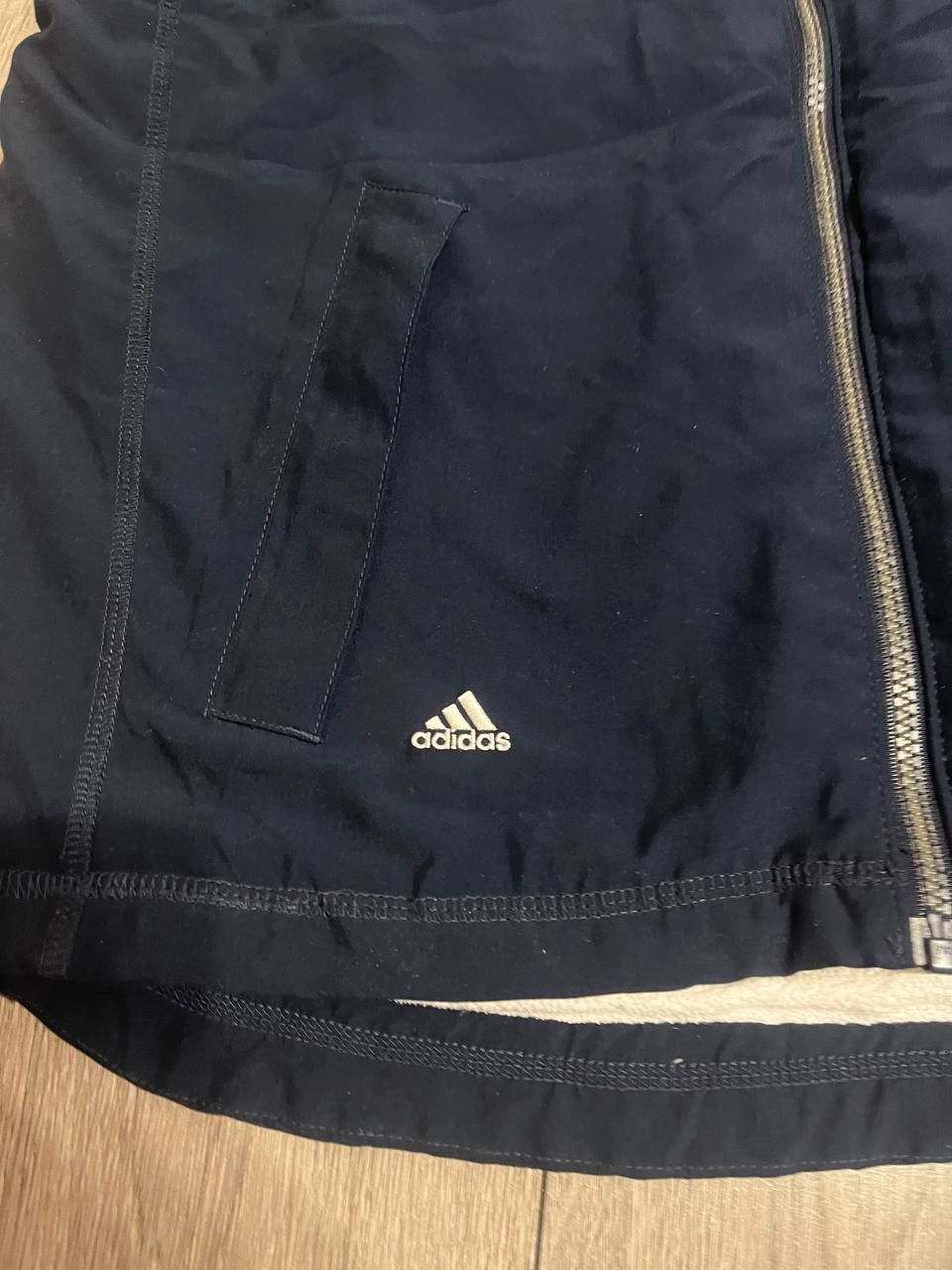 Adidas Adidas Vest Vintage Men size M Blue Size US M / EU 48-50 / 2 - 2 Thumbnail