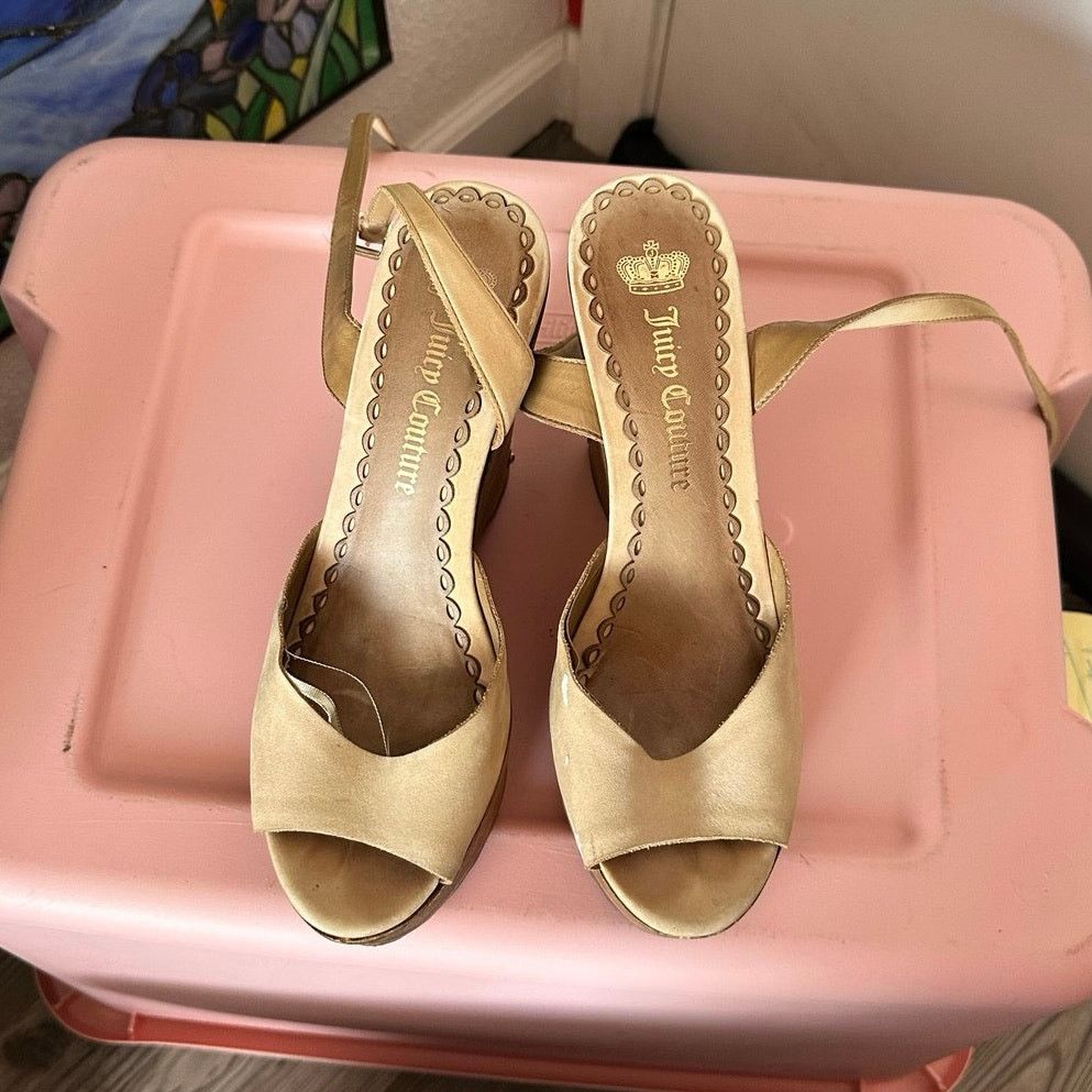 Juicy Couture juicy couture platform wedge heels open toed sandal shoes Size US 8.5 / IT 38.5 - 3 Thumbnail