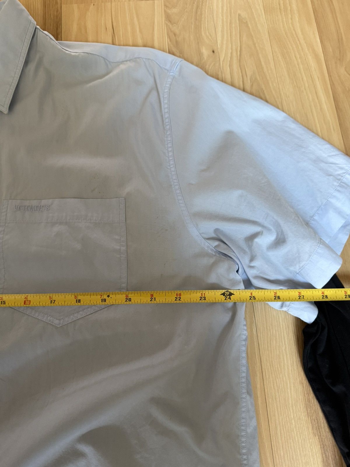 Vetements Vetements button up shirt double layer happiness Size US M / EU 48-50 / 2 - 13 Thumbnail