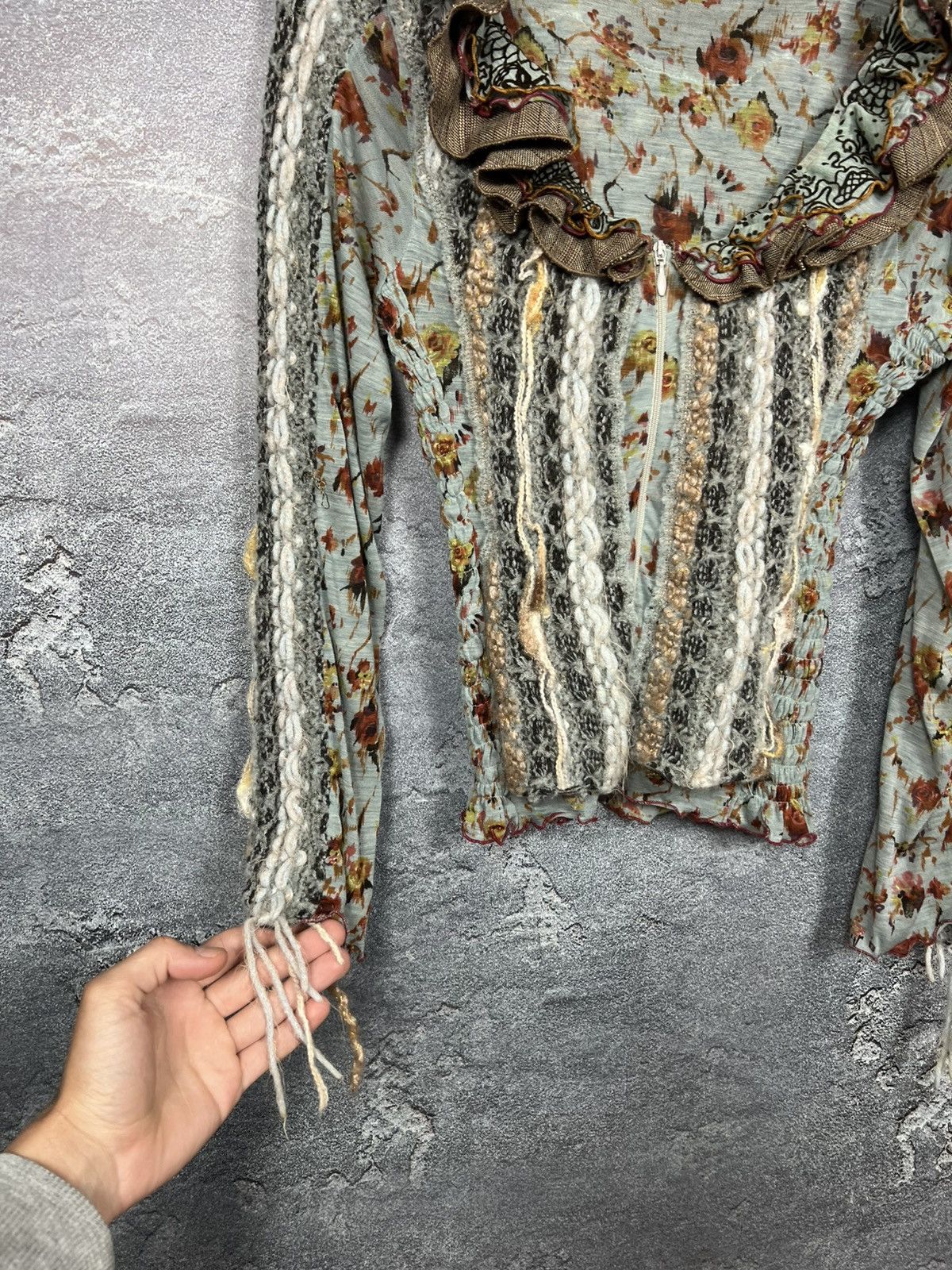 Vintage Vintage Tricot Chic Avant Garde Save the Queen Style Blouses Size L / US 10 / IT 46 - 3 Thumbnail